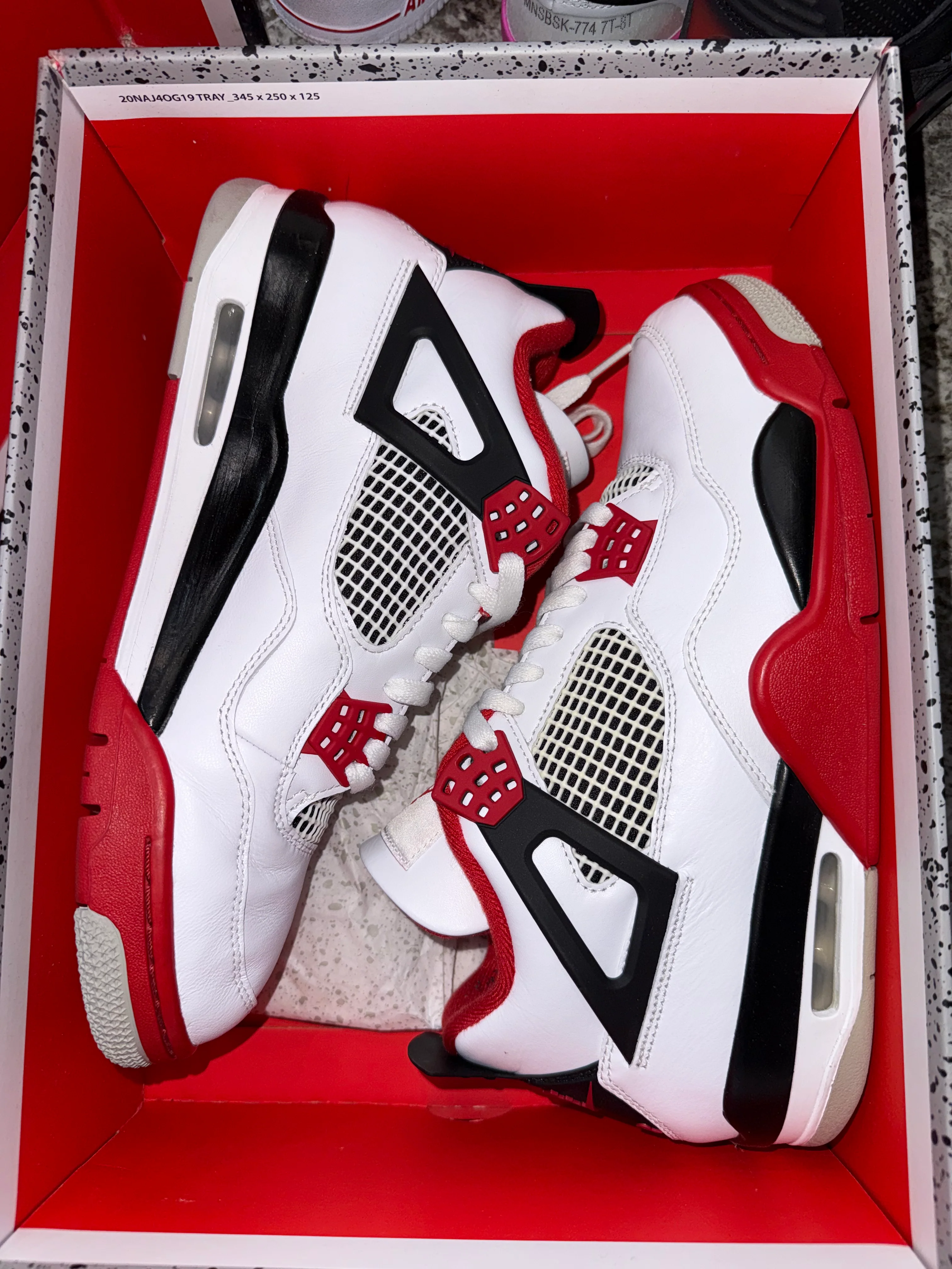 Jordan 4 Retro Fire Red (2020) - Image 6