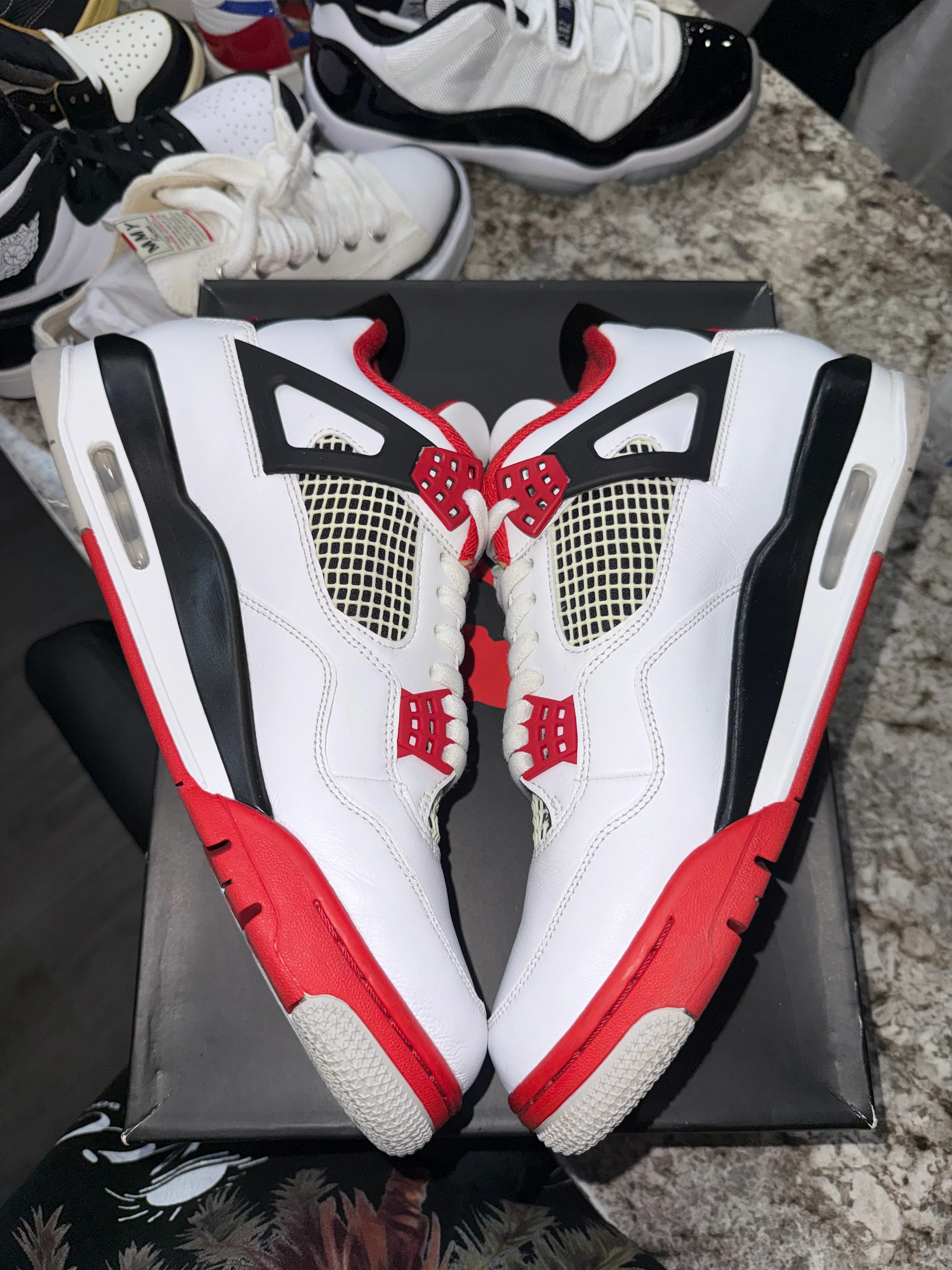 Jordan 4 Retro Fire Red (2020) - Image 4