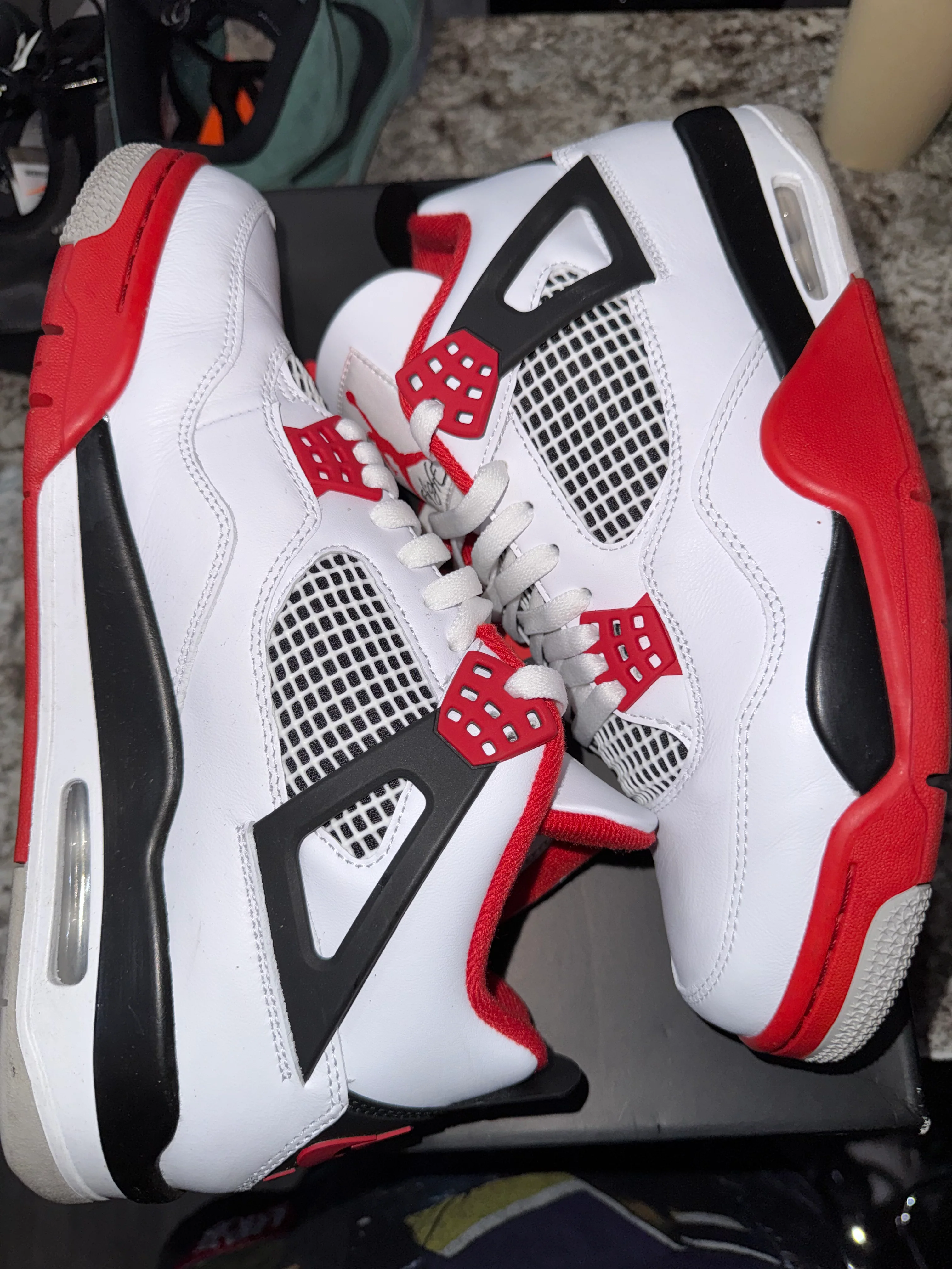 Jordan 4 Retro Fire Red (2020) - Image 3