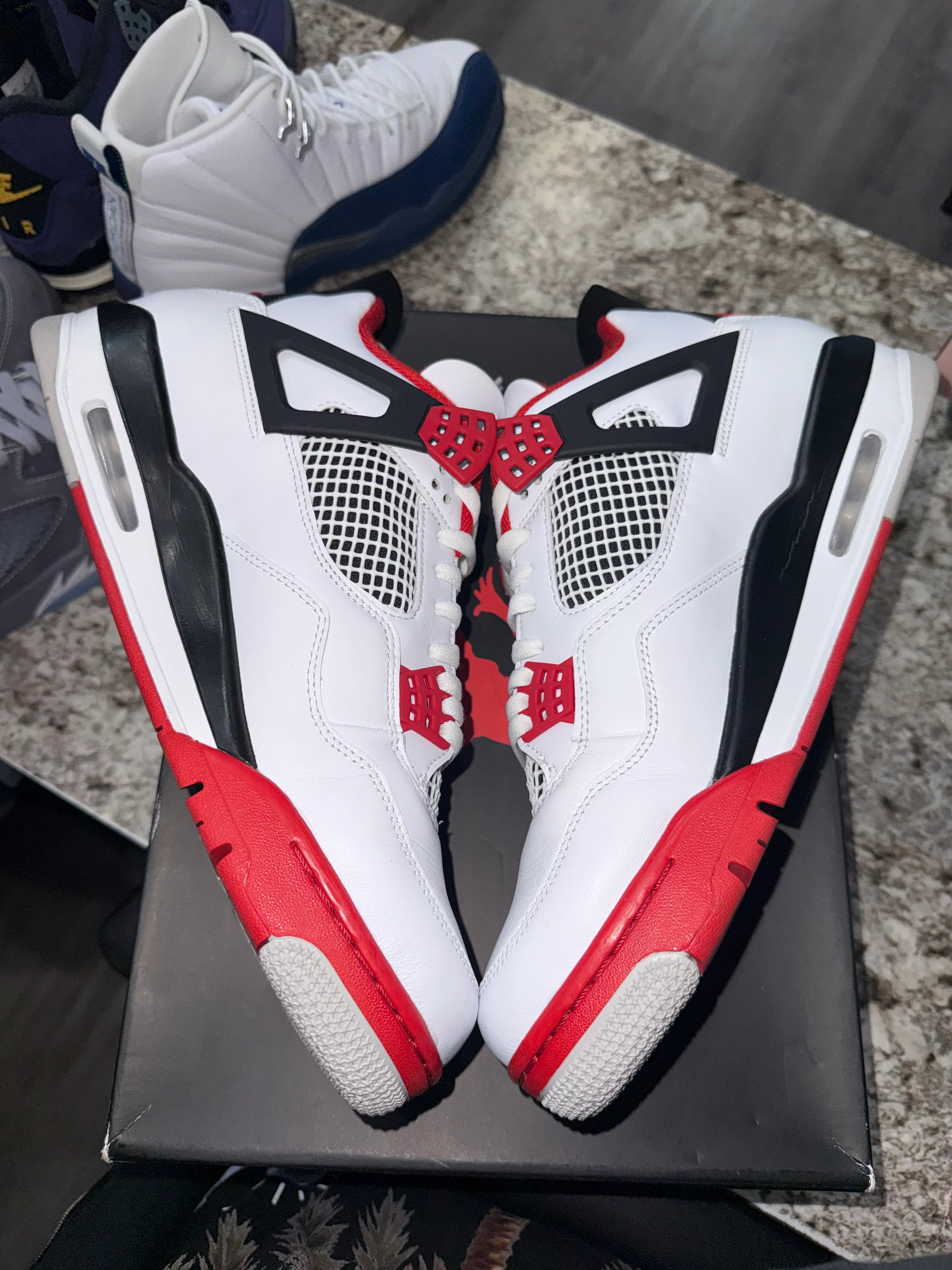 Jordan 4 Retro Fire Red (2020) - Image 3