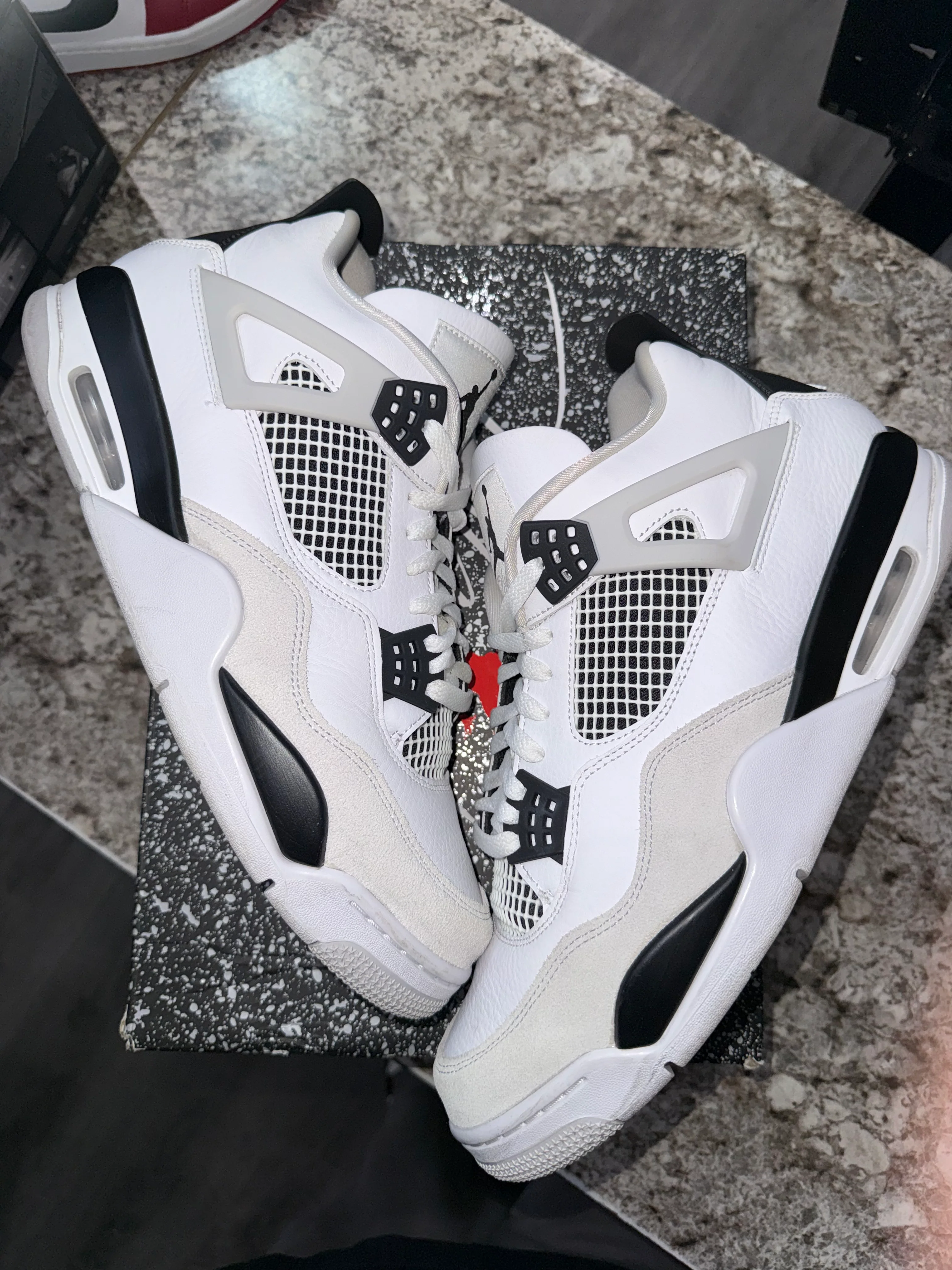 Jordan 4 Retro Military Black - Image 2