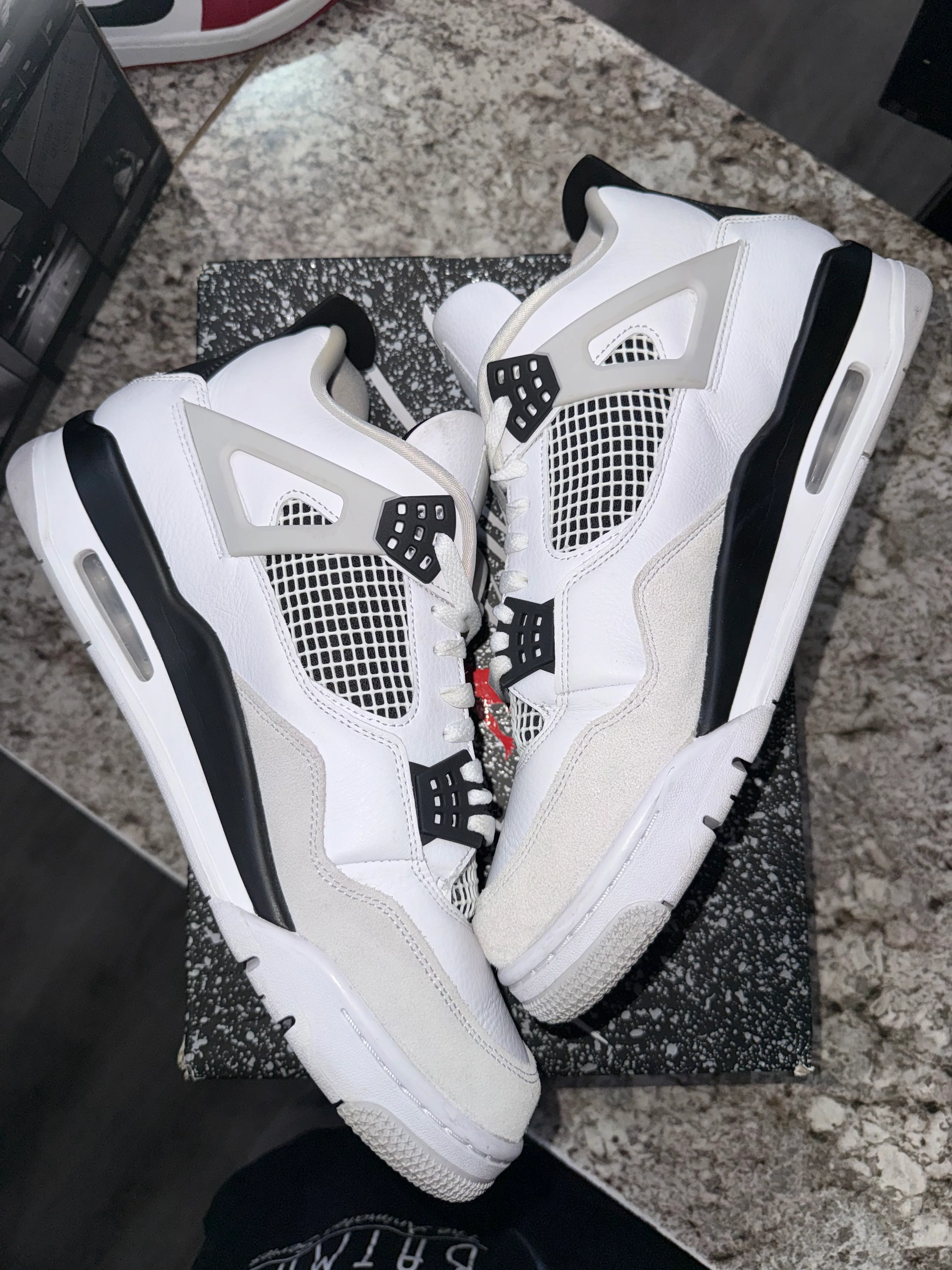 Jordan 4 Retro Military Black - Image 3