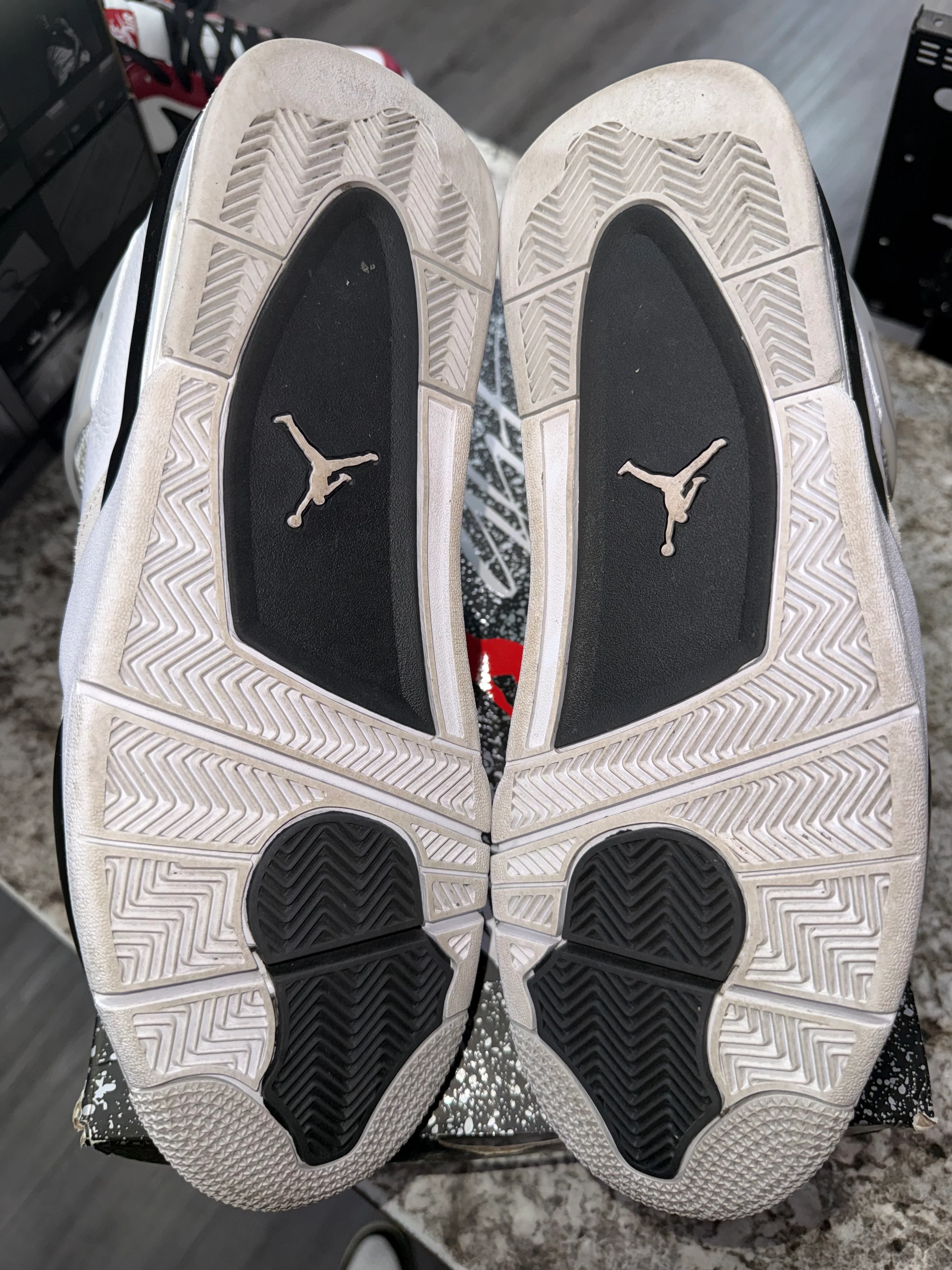 Jordan 4 Retro Military Black - Image 4