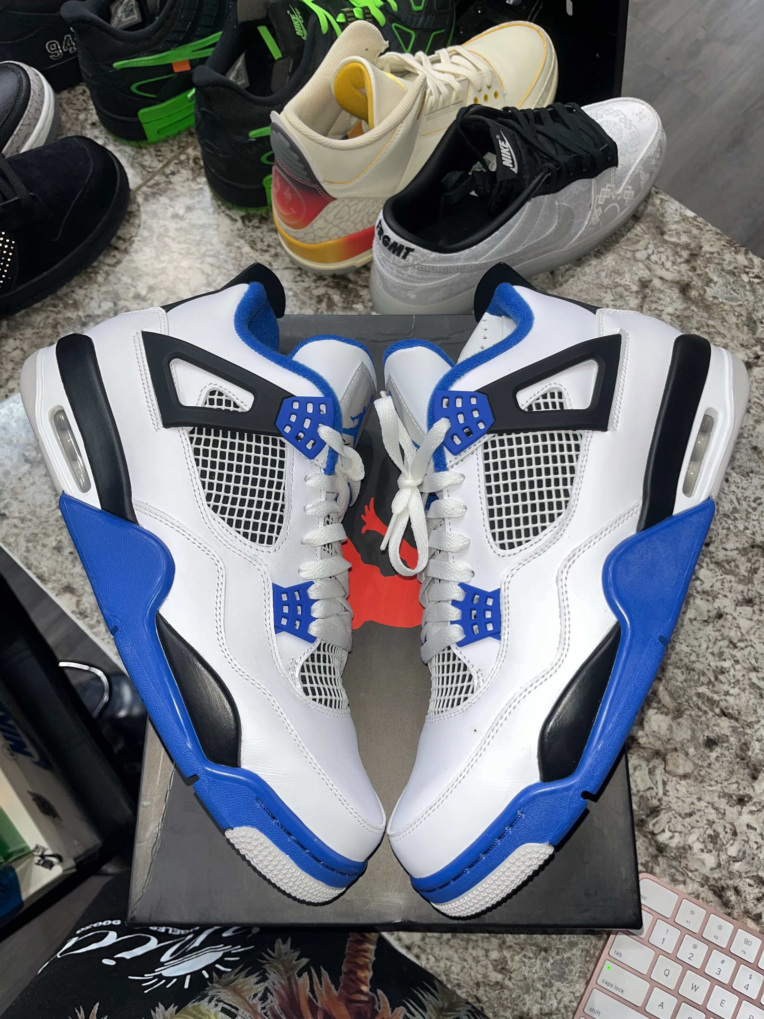 Jordan 4 Retro Motorsports (2017) - Image 3