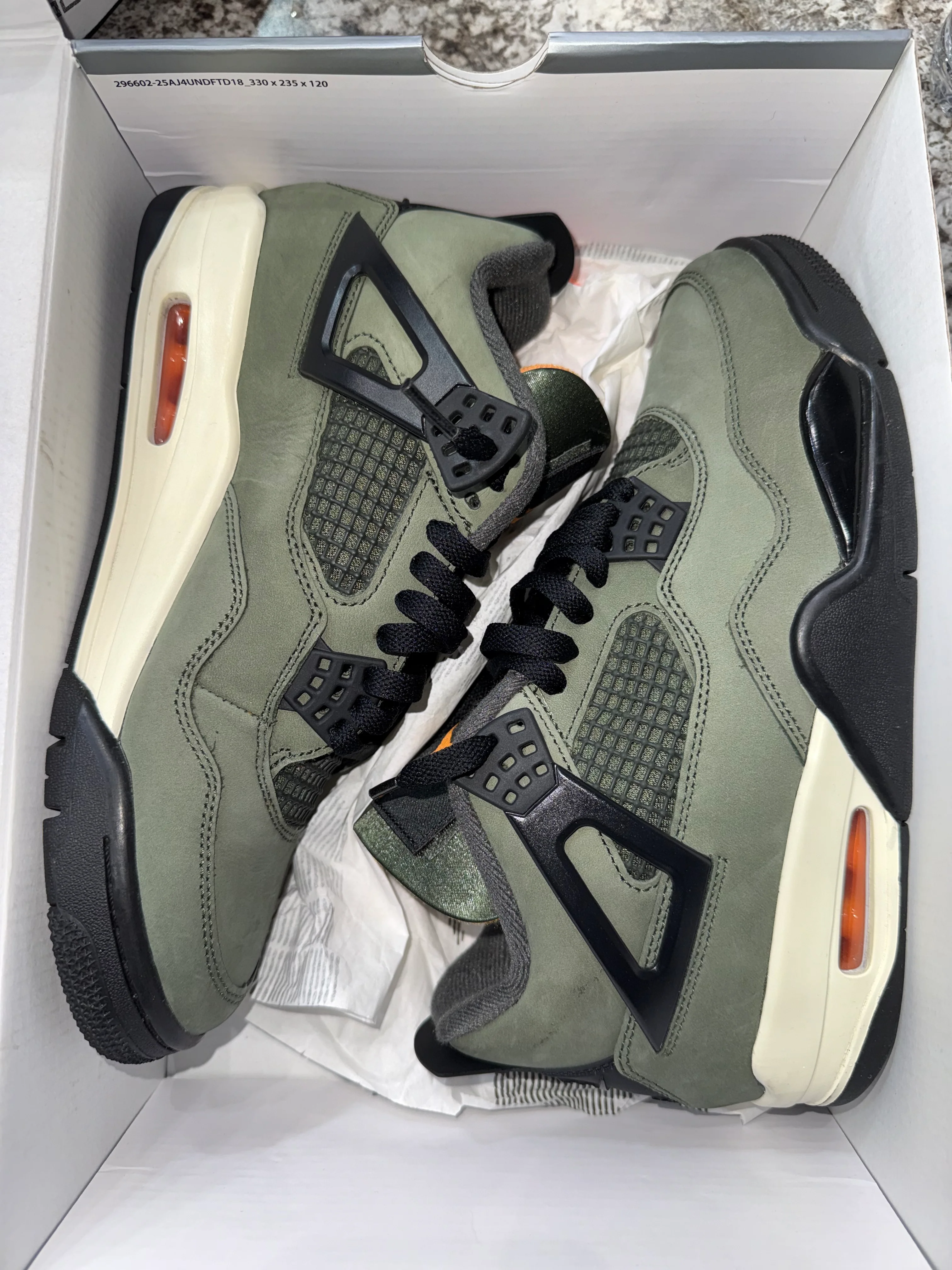 Jordan 4 Retro OG SP Undefeated (2025) - Image 6