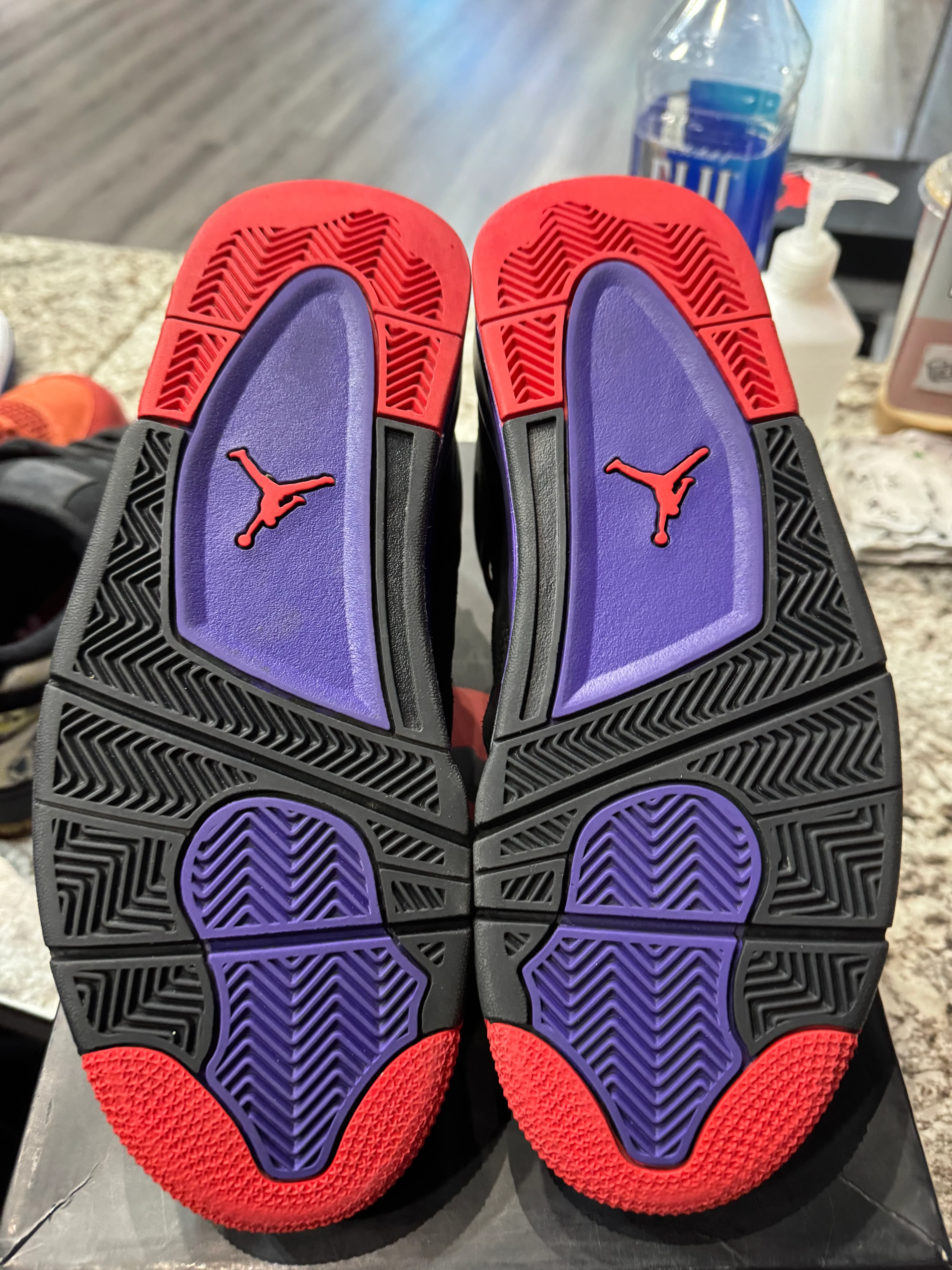Jordan 4 Retro Raptors Drake OVO (2019) - Image 3