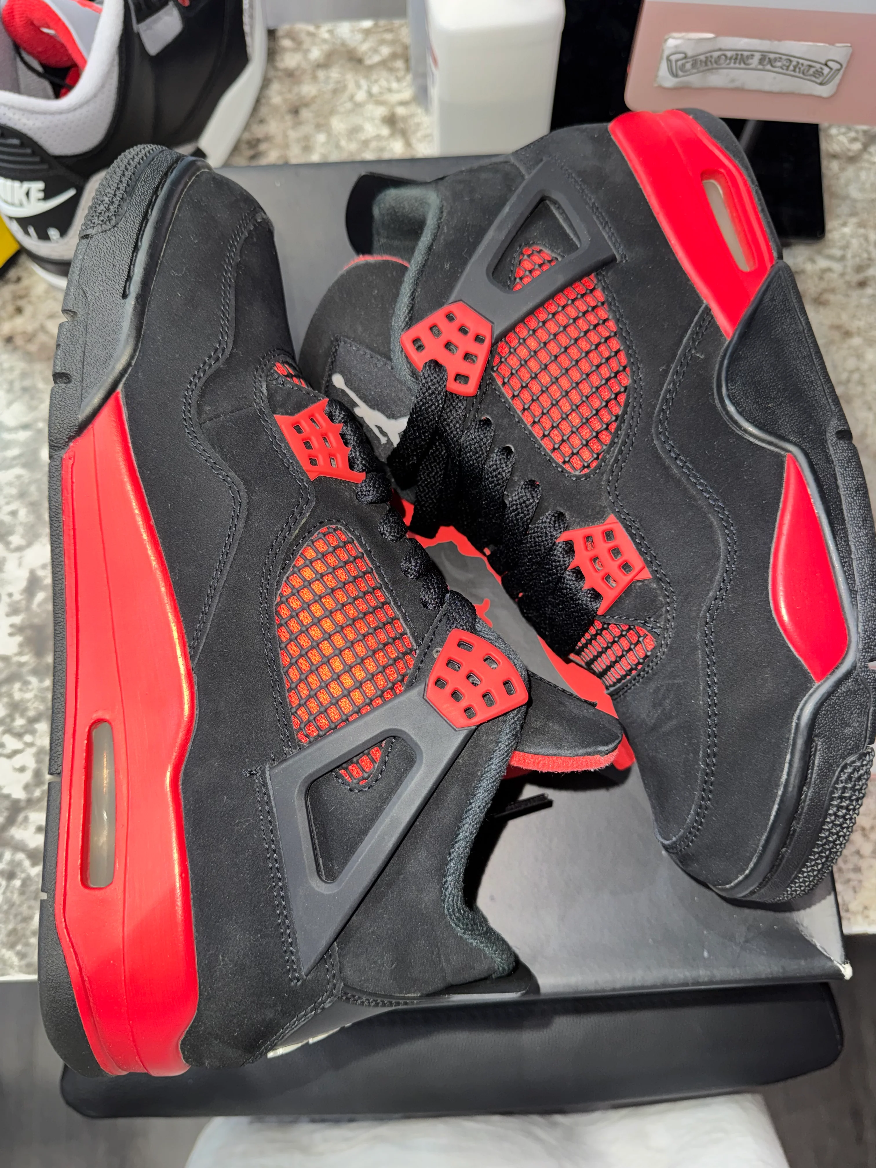 Jordan 4 Retro Red Thunder (DAMAGED BOX) - Image 4