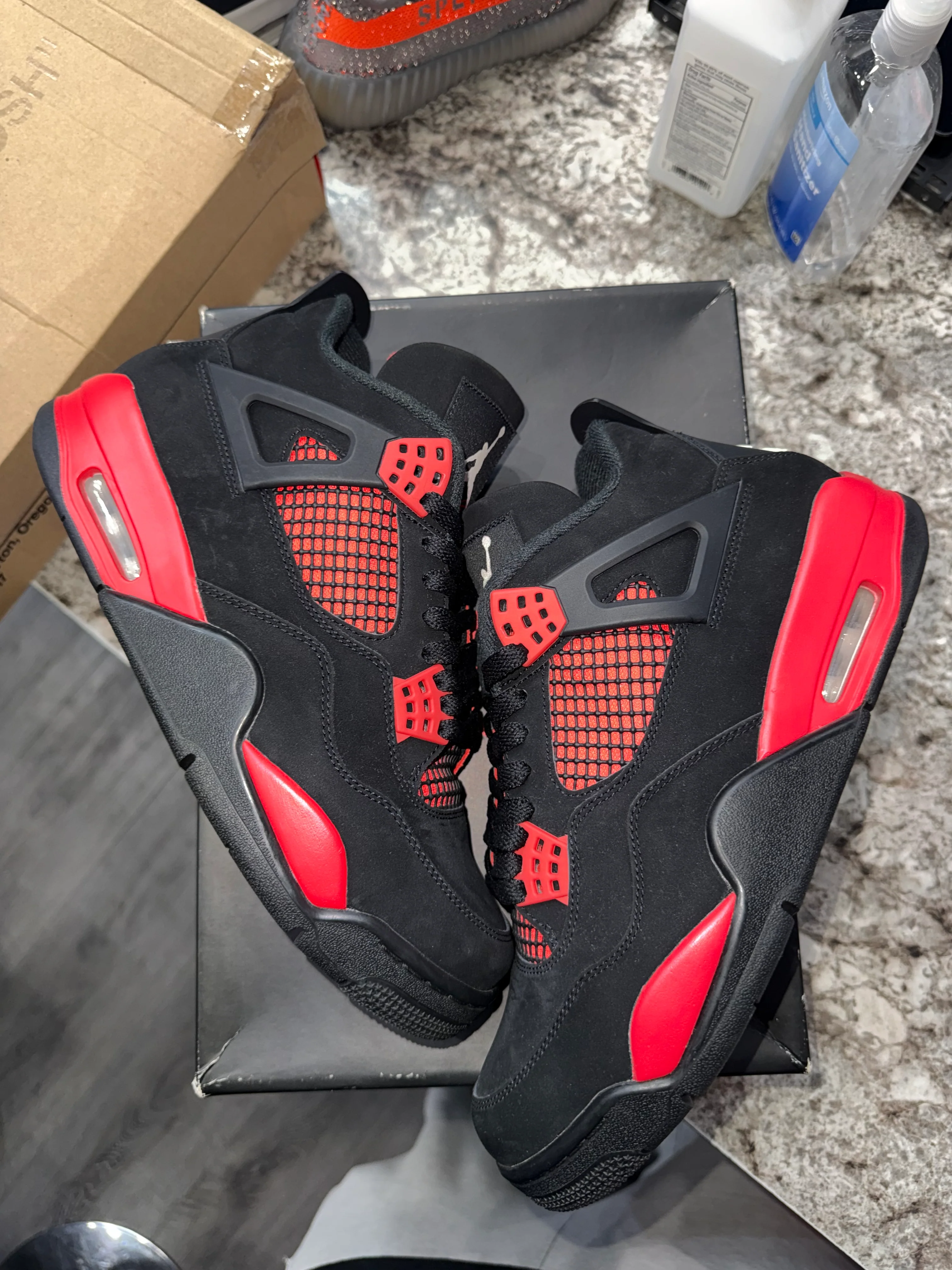 Jordan 4 Retro Red Thunder (DAMAGED BOX) - Image 3