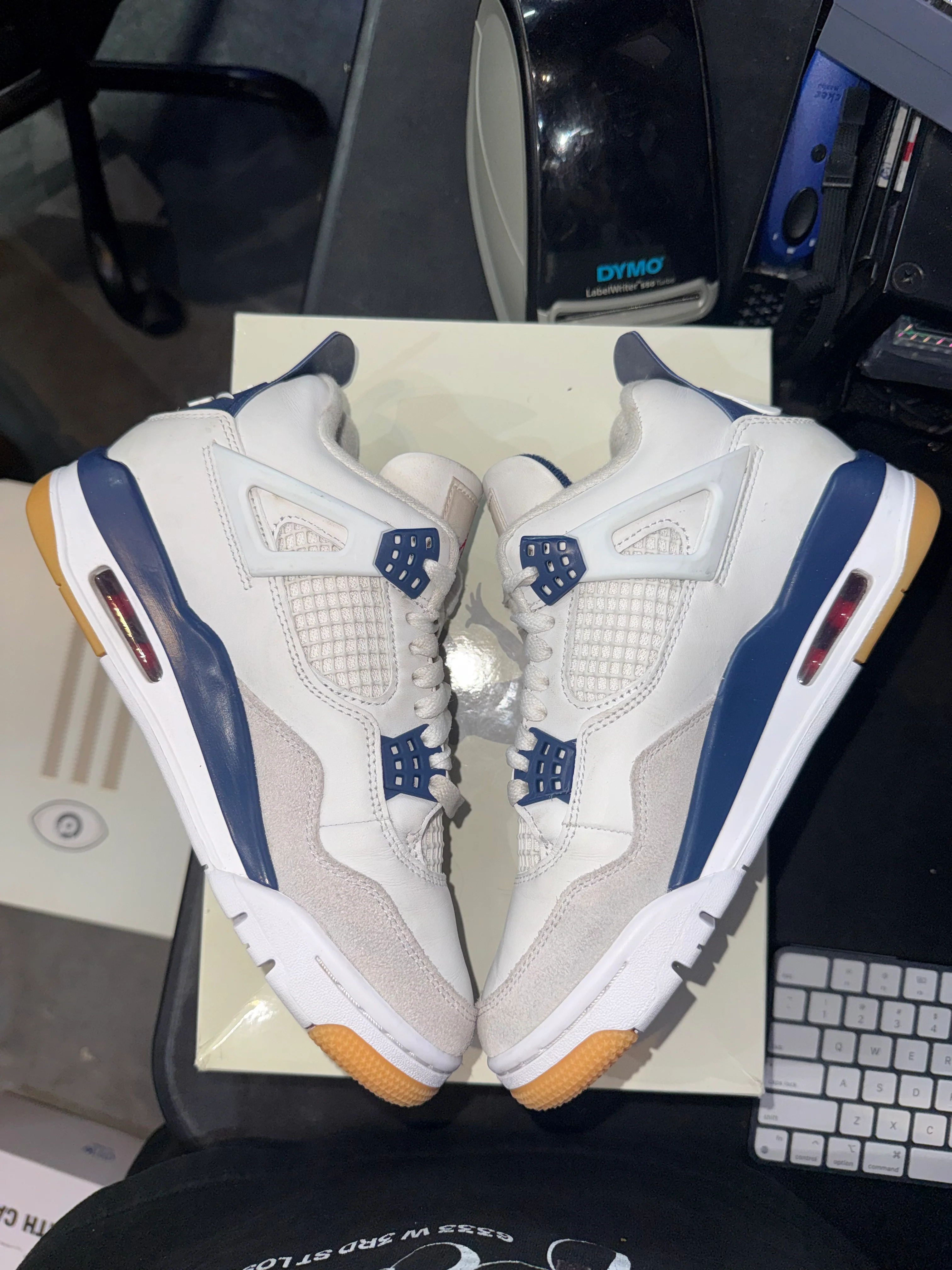 Jordan 4 Retro SB Navy - Image 4