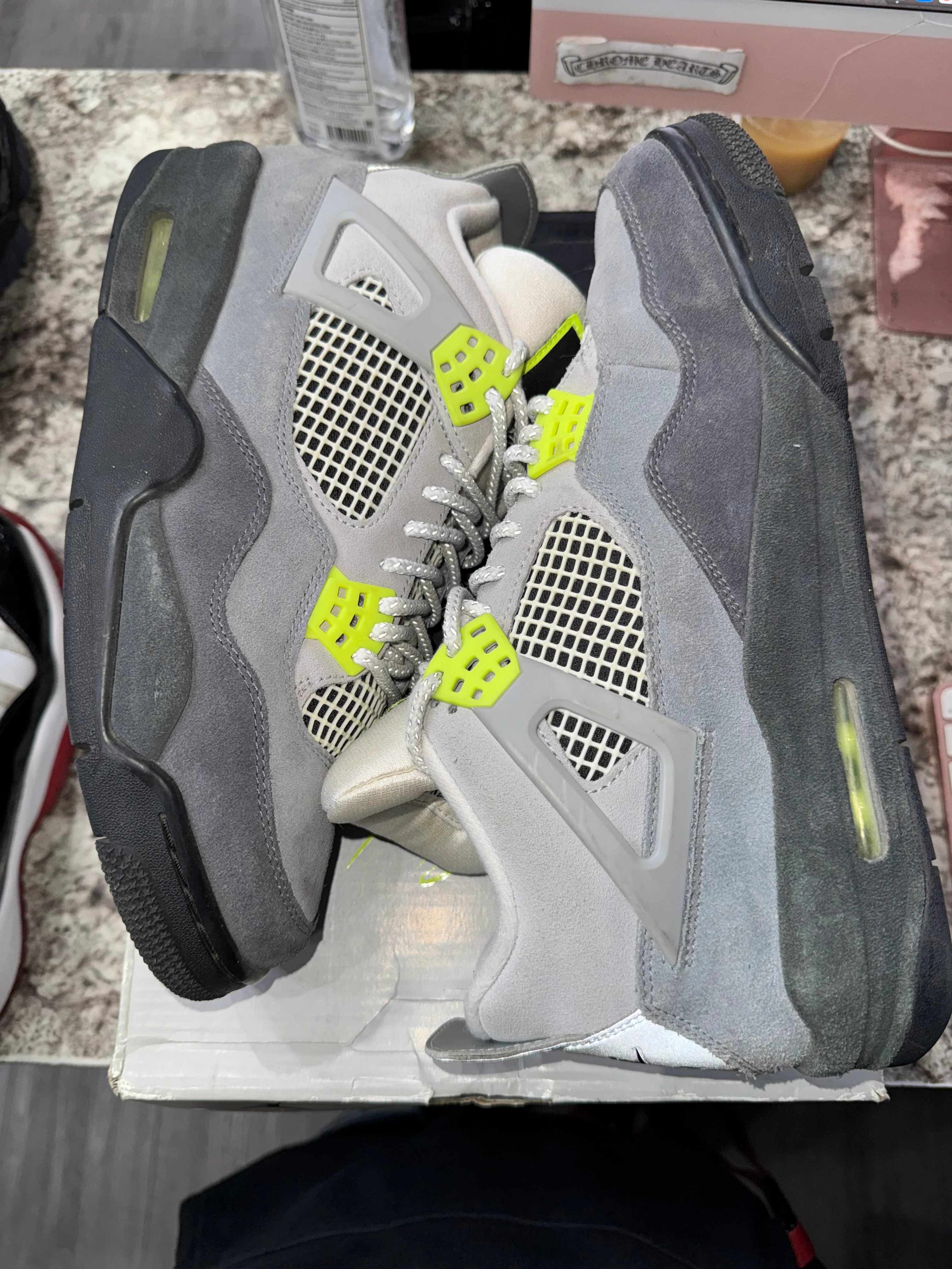 Jordan 4 Retro SE 95 Neon (DAMAGED BOX) - Image 3