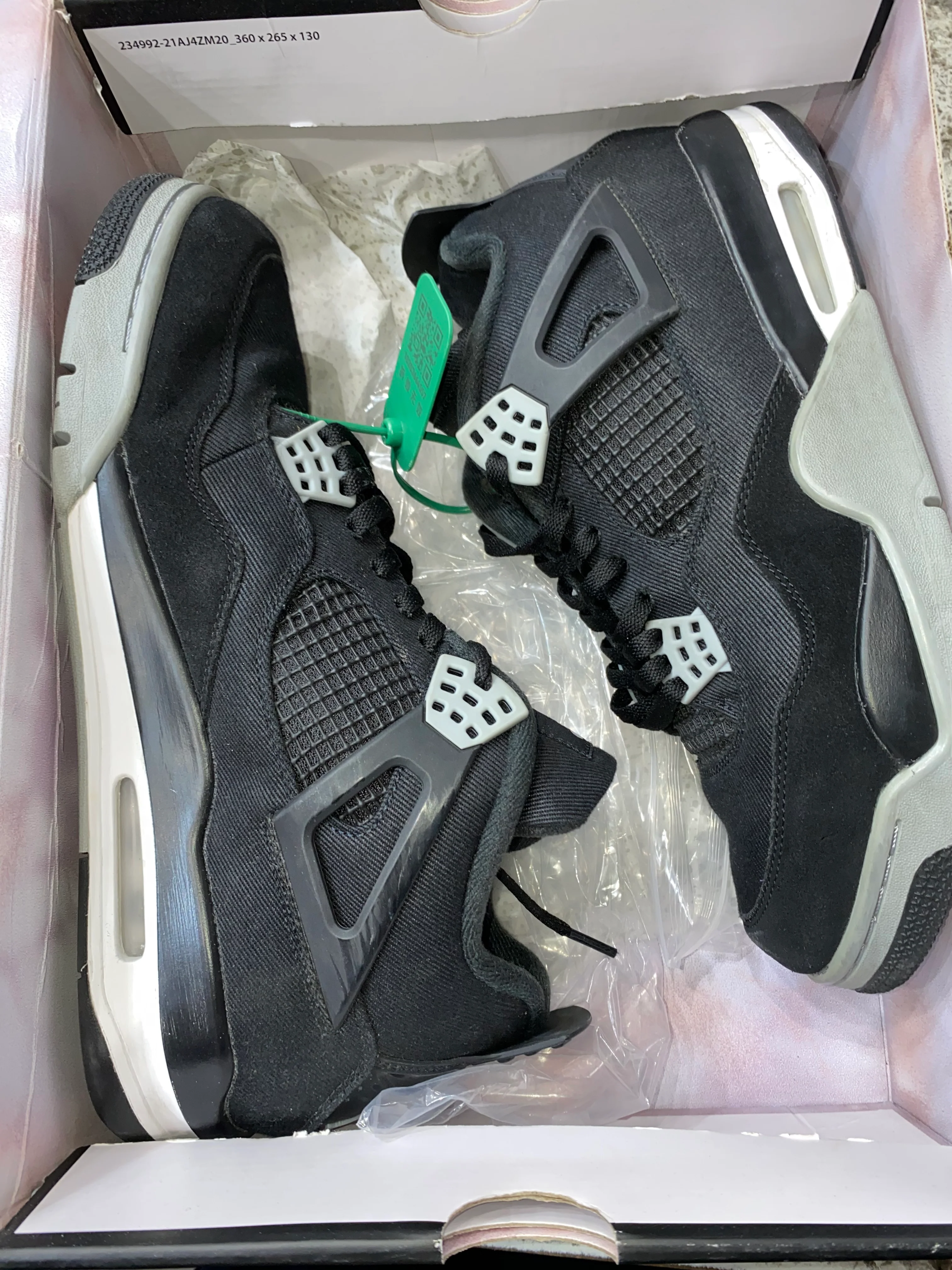 Jordan 4 Retro SE Black Canvas (DAMAGED BOX) - Image 6