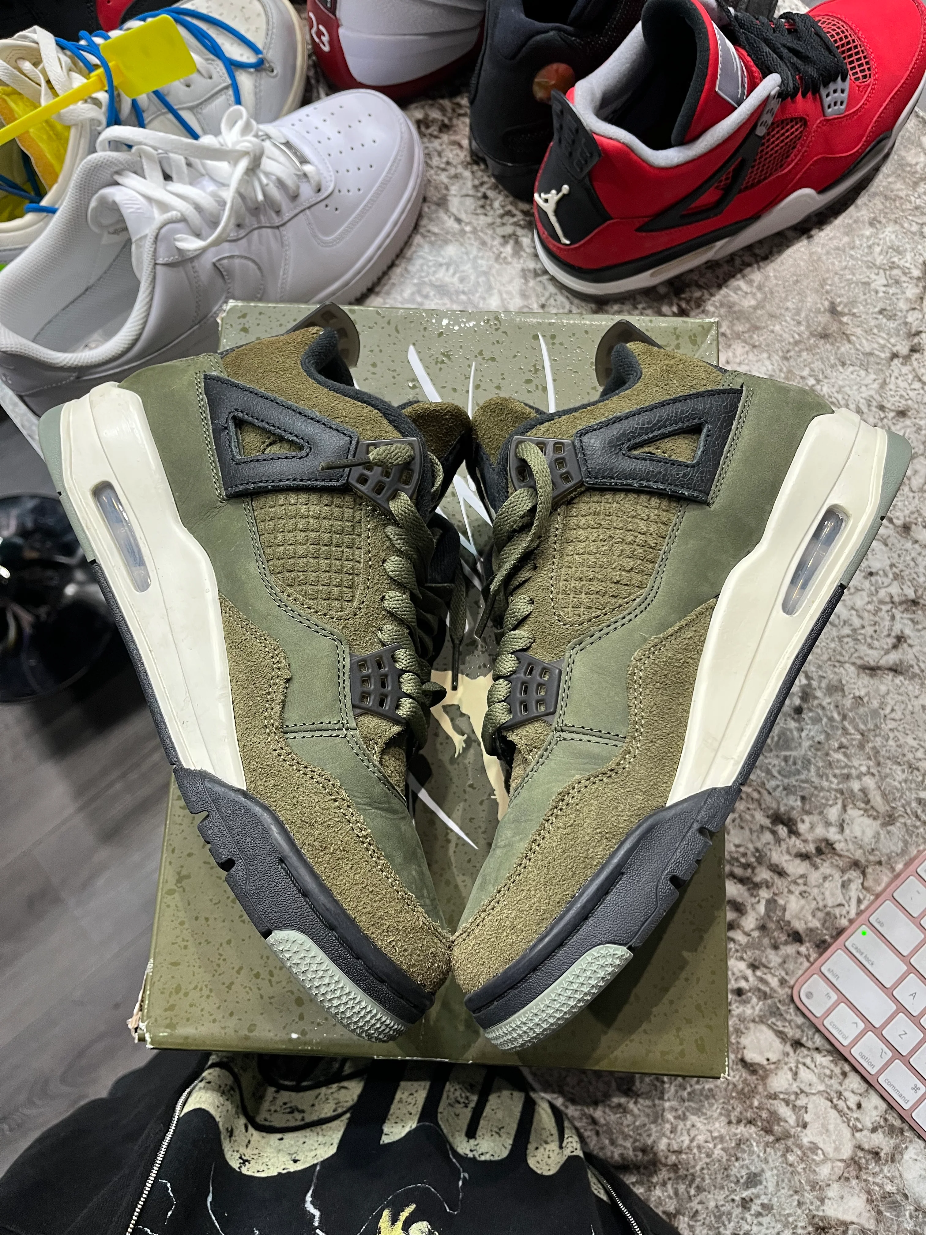 Jordan 4 Retro SE Craft Medium Olive - Image 4