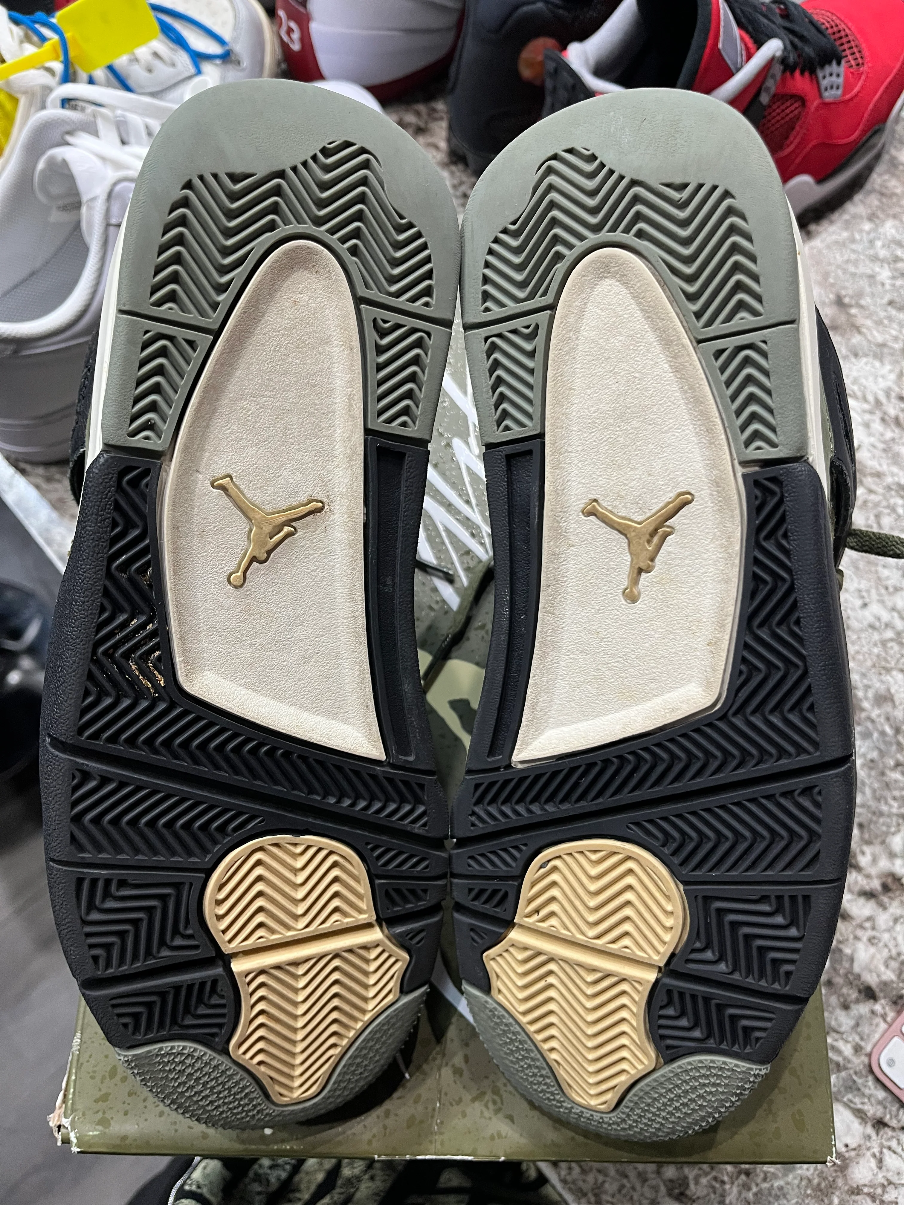 Jordan 4 Retro SE Craft Medium Olive - Image 5