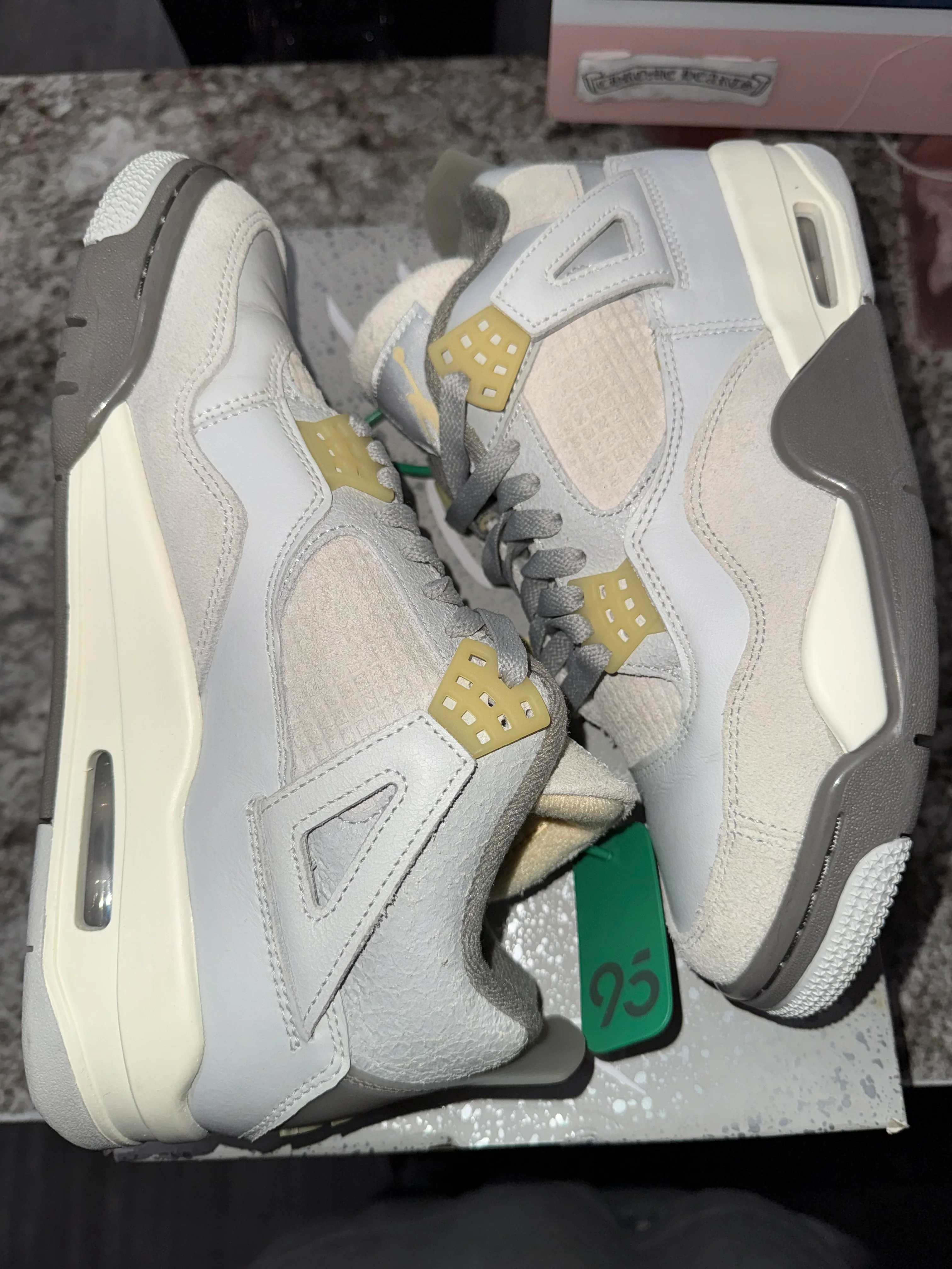 Jordan 4 Retro SE Craft Photon Dust - Image 4