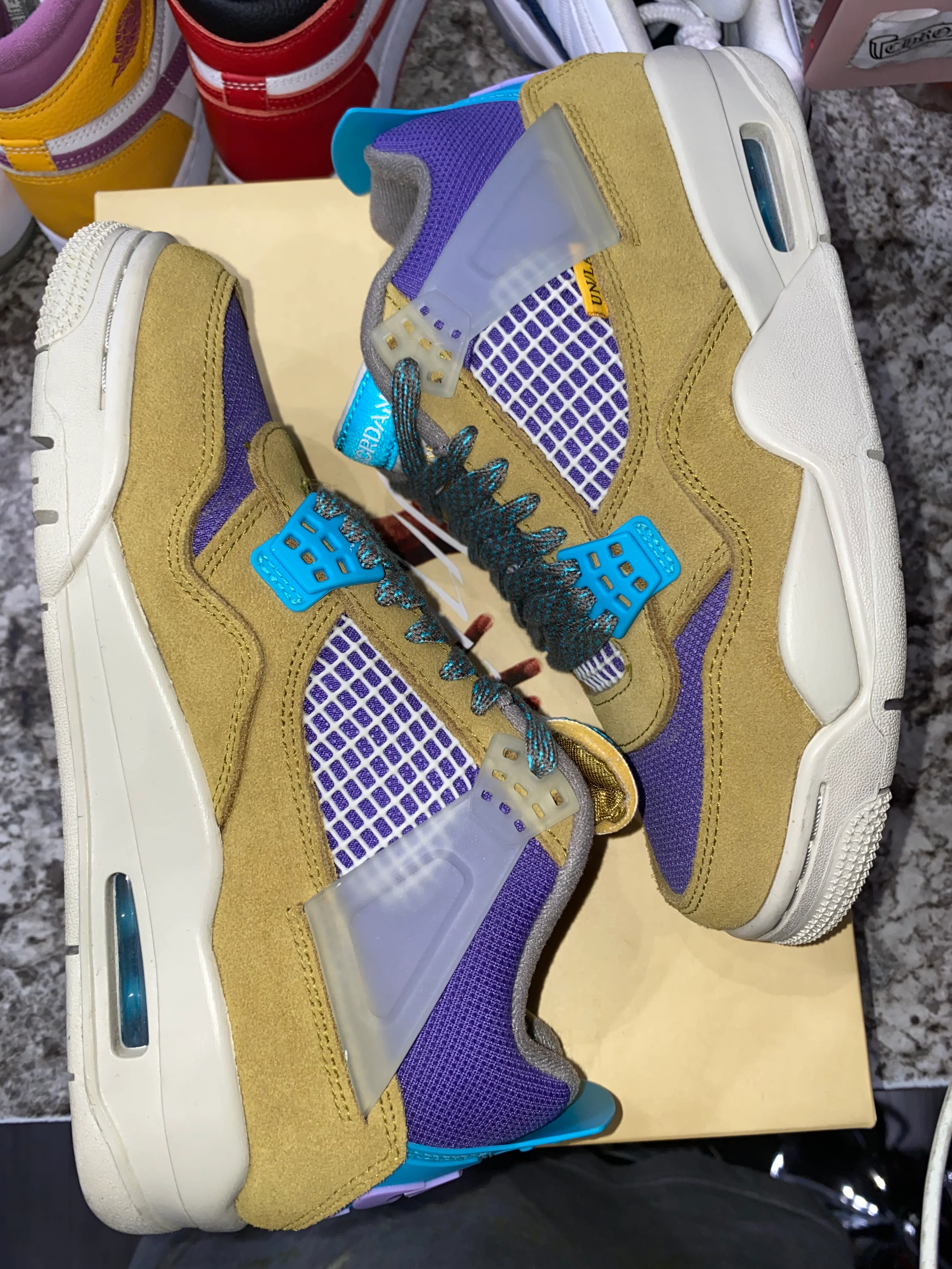 Jordan 4 Retro SP 30th Anniversary Union Desert Moss - Image 4