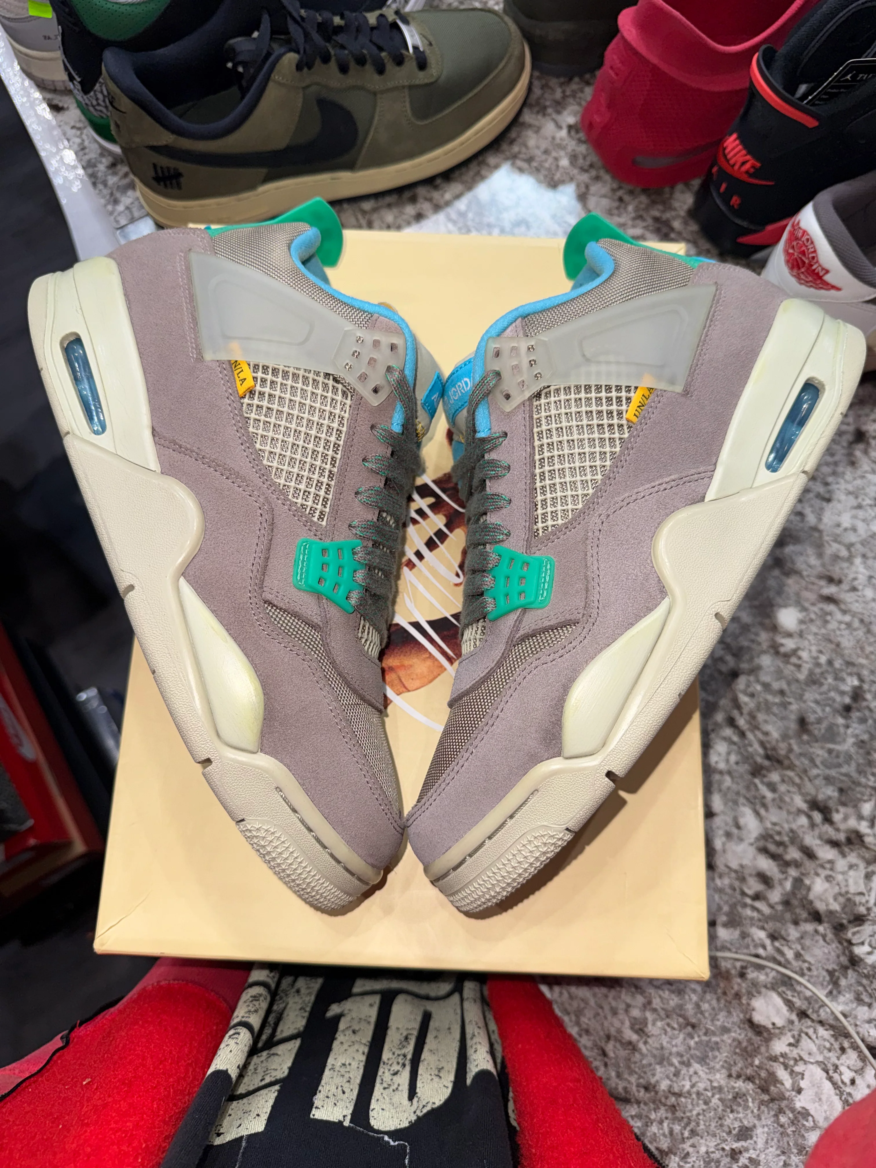 Jordan 4 Retro SP 30th Anniversary Union Taupe Haze - Image 2