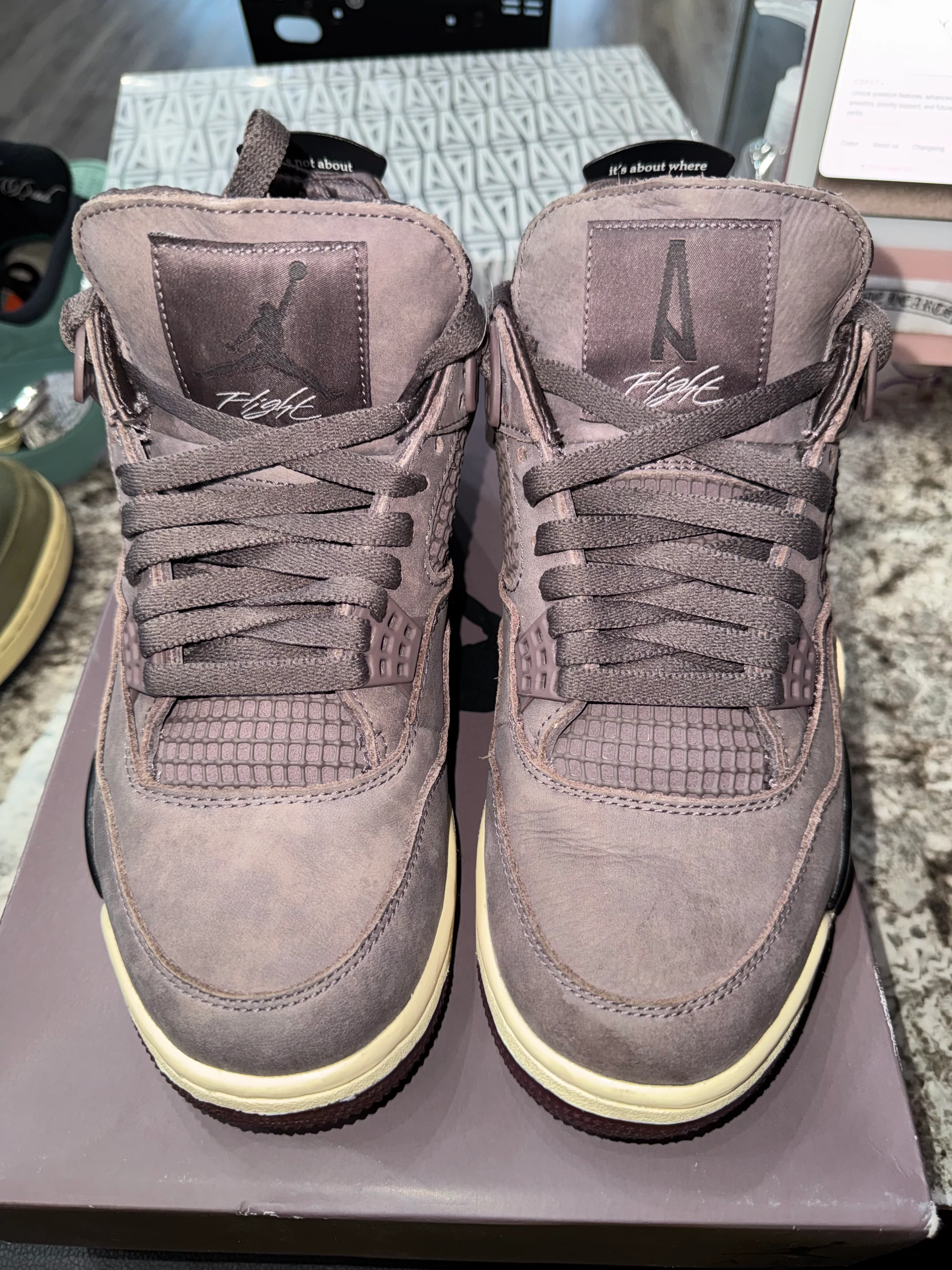 Jordan 4 Retro SP A Ma Maniére Violet Ore - Image 4