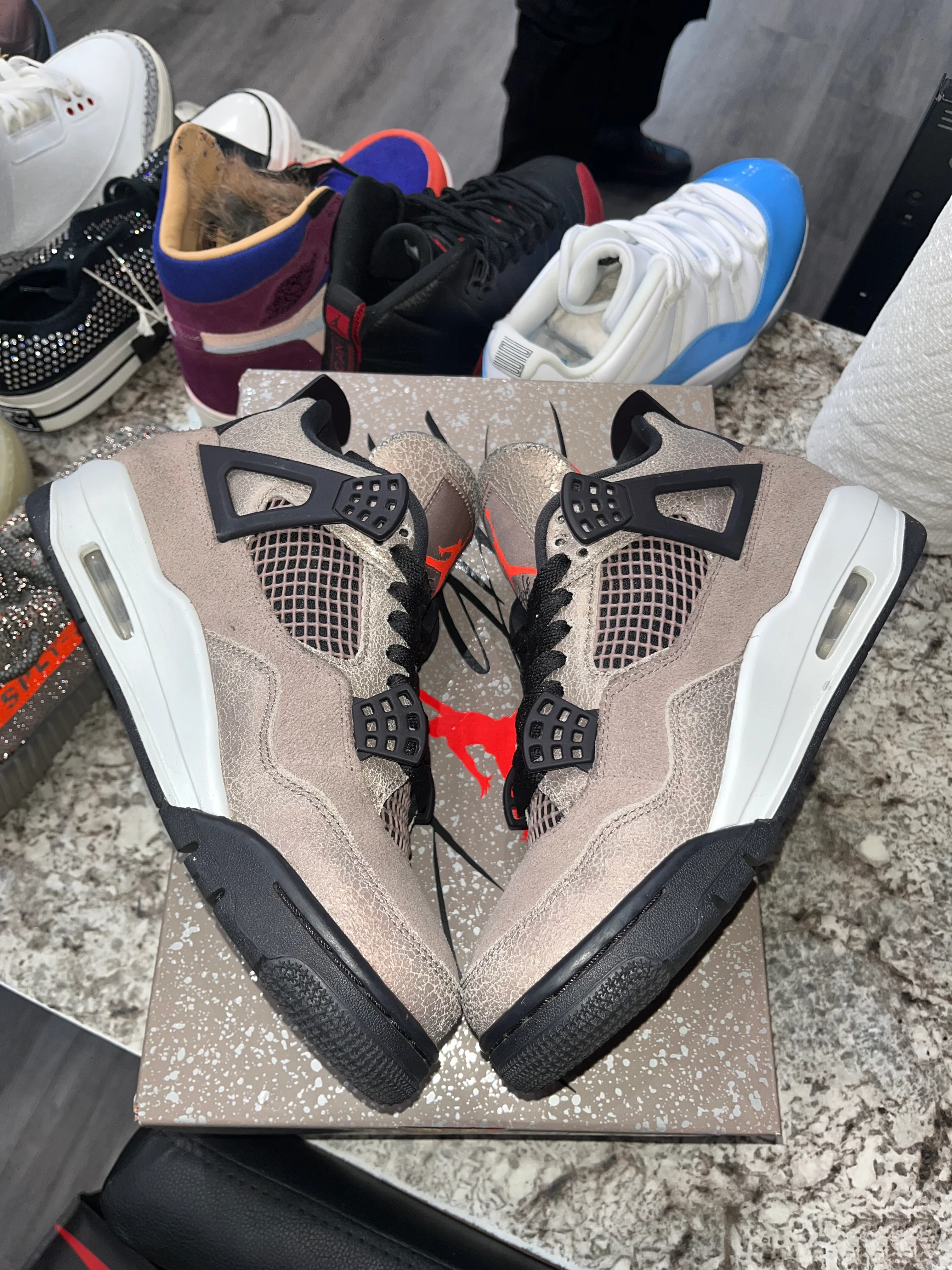 Jordan 4 Retro Taupe Haze - Image 4