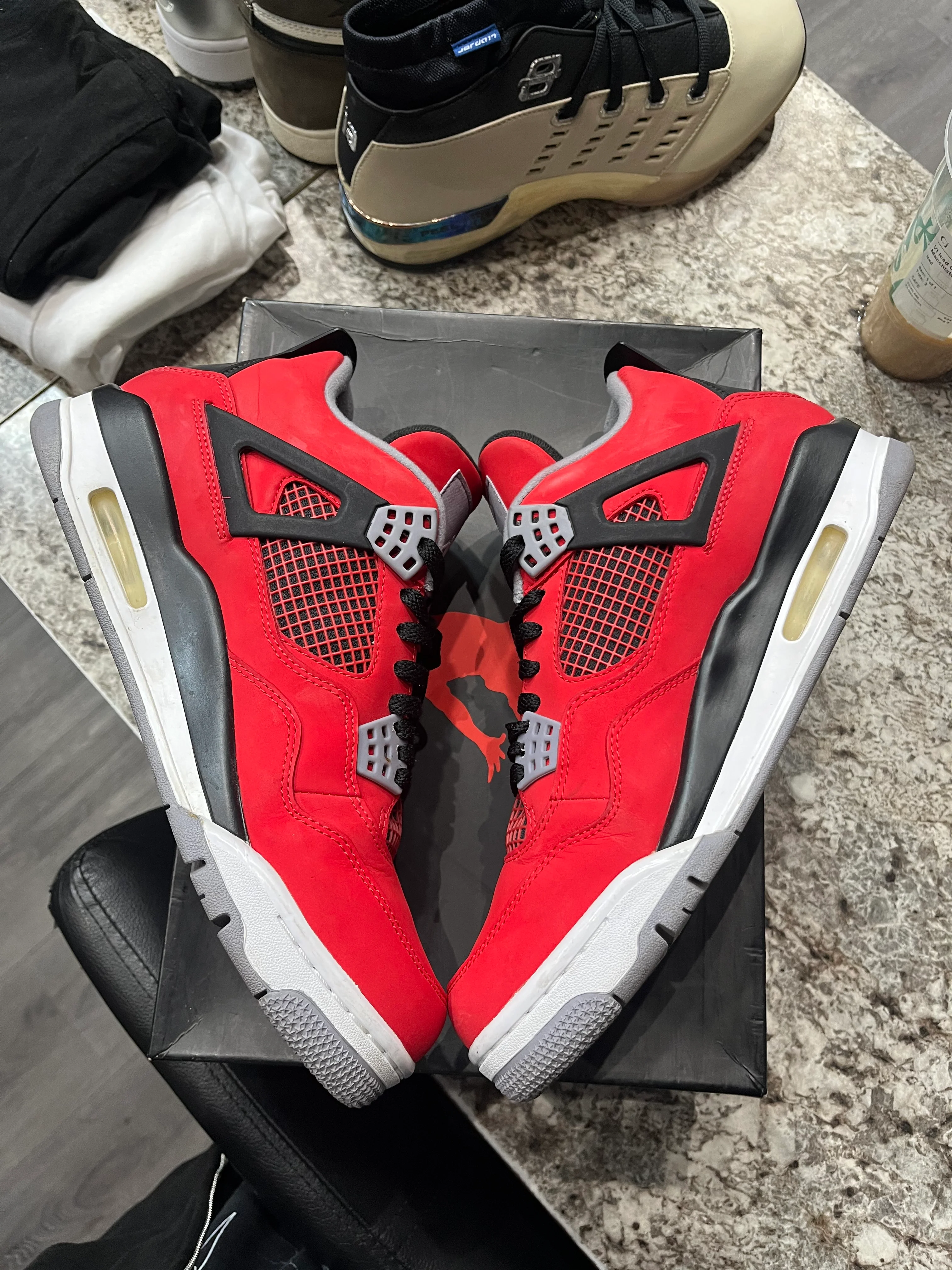 Jordan 4 Retro Toro Bravo - Image 4