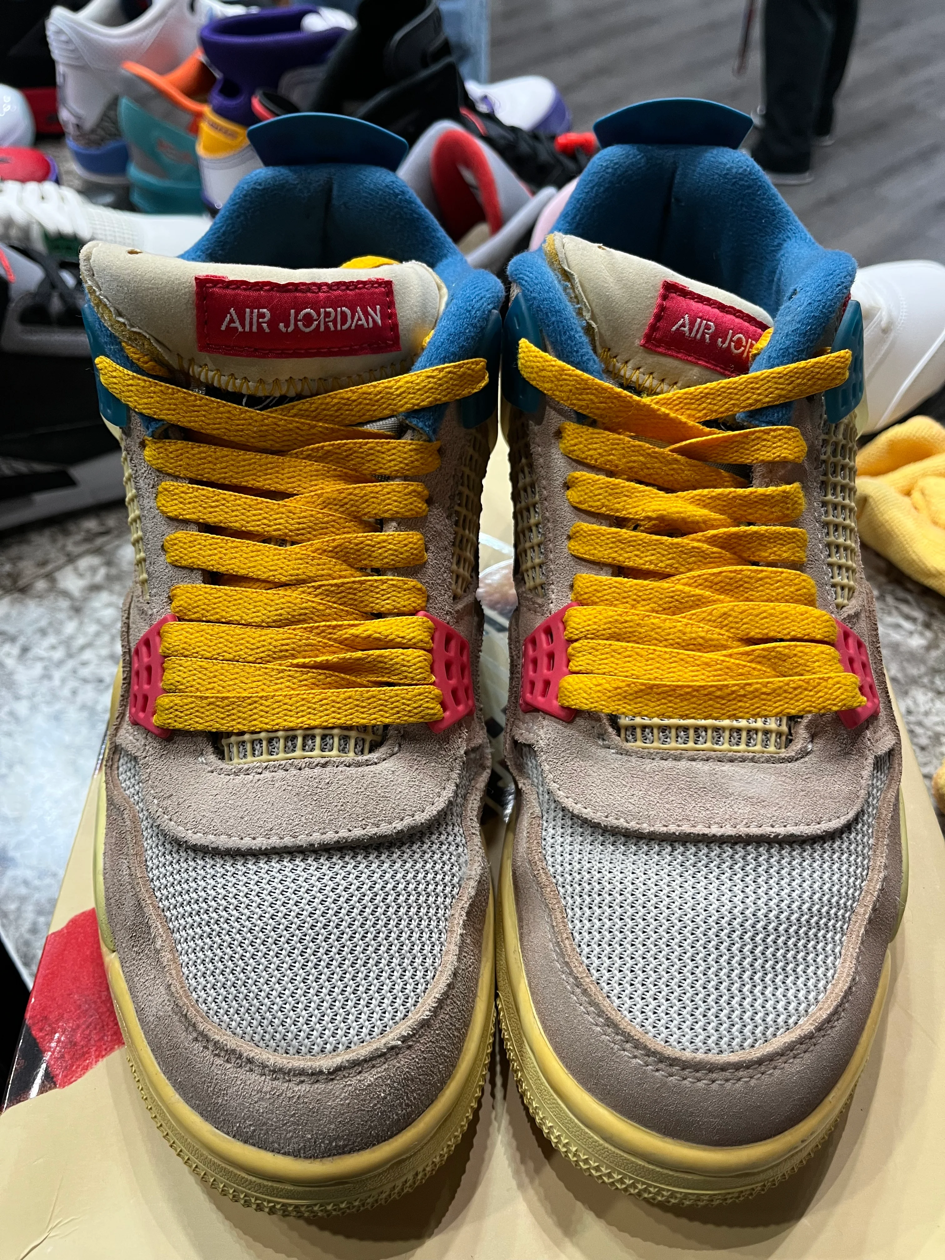 Jordan 4 Retro Union Guava Ice - Image 2