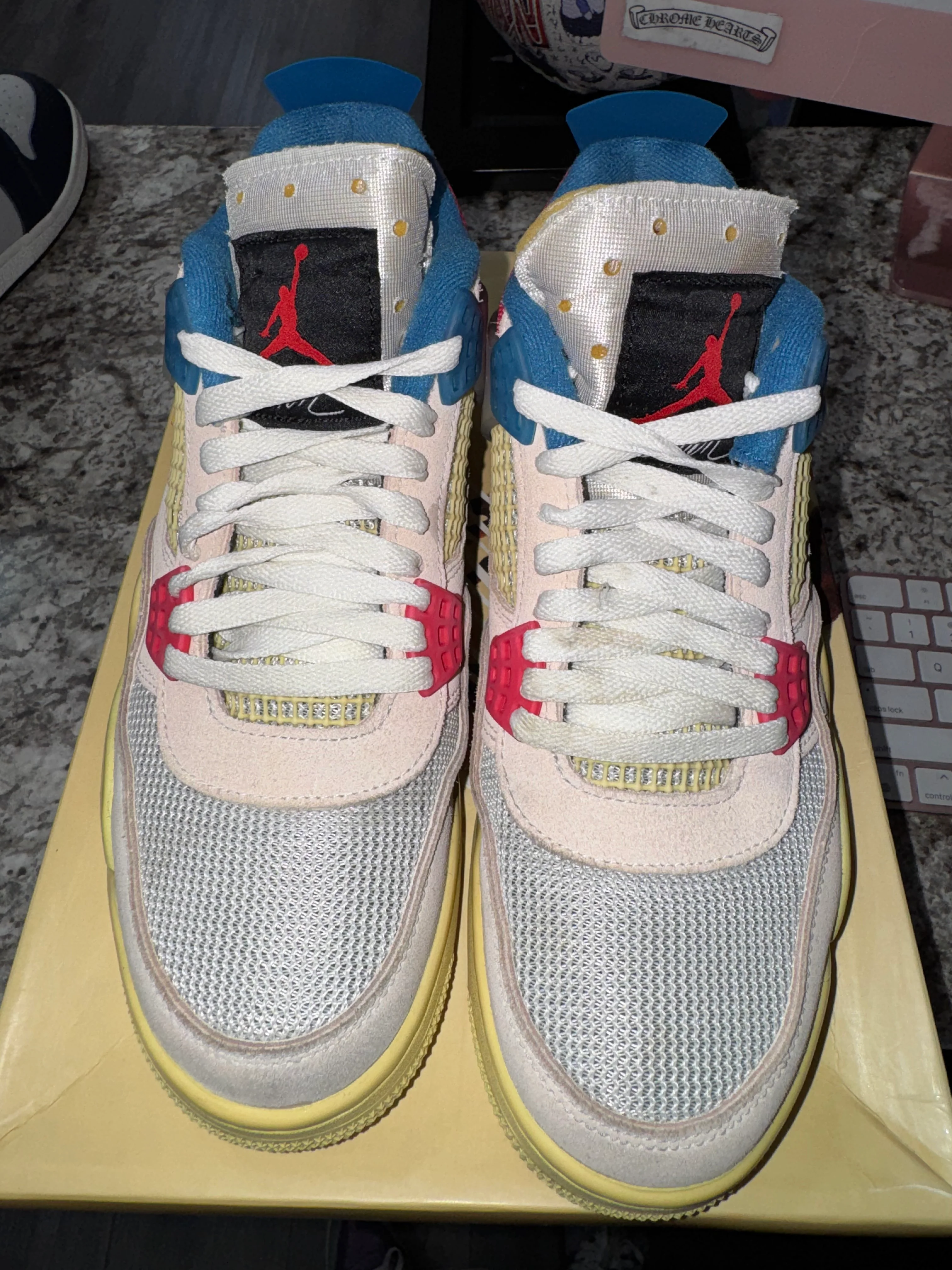 Jordan 4 Retro Union Guava Ice - Image 2