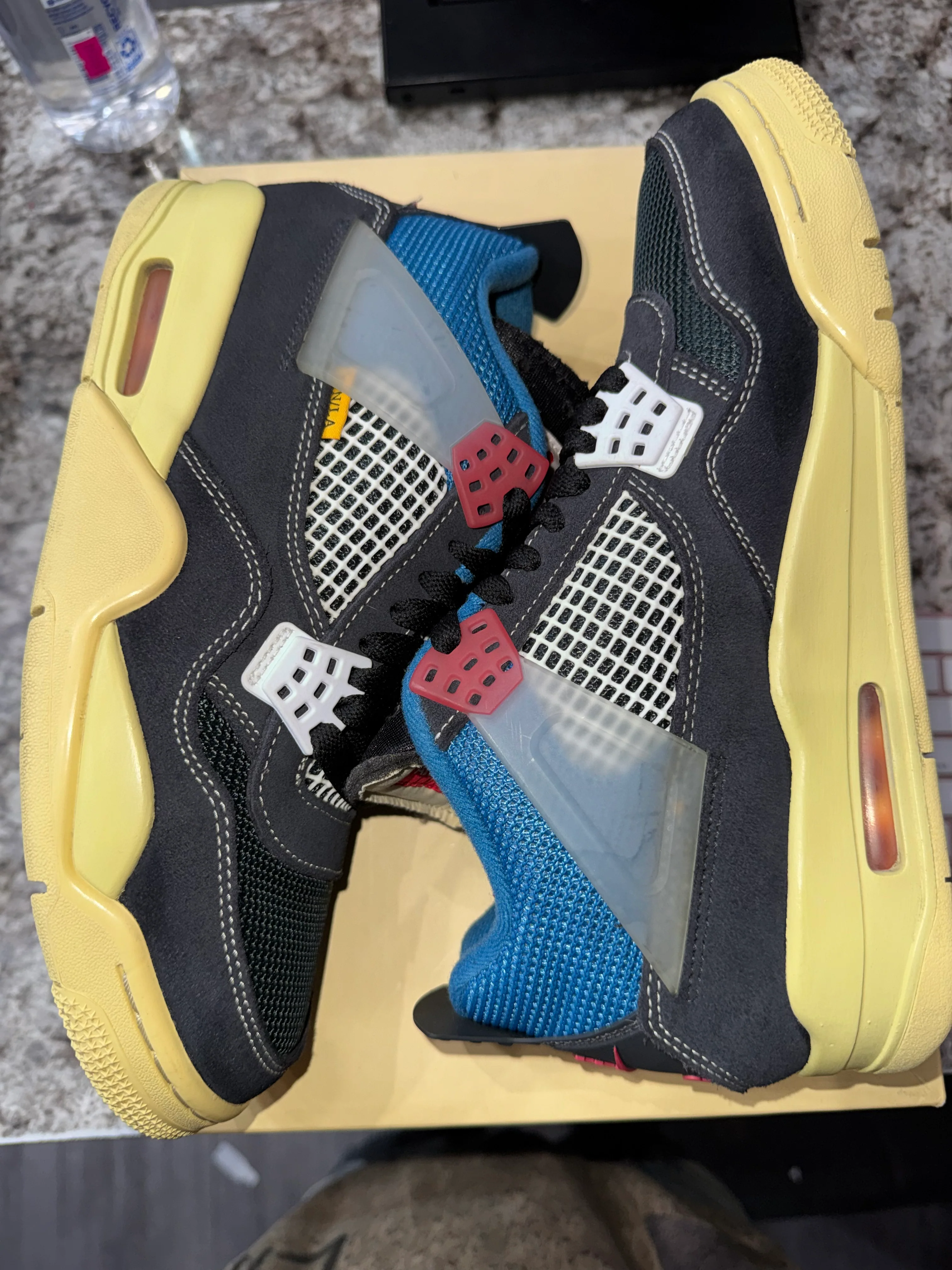 Jordan 4 Retro Union Off Noir - Image 3