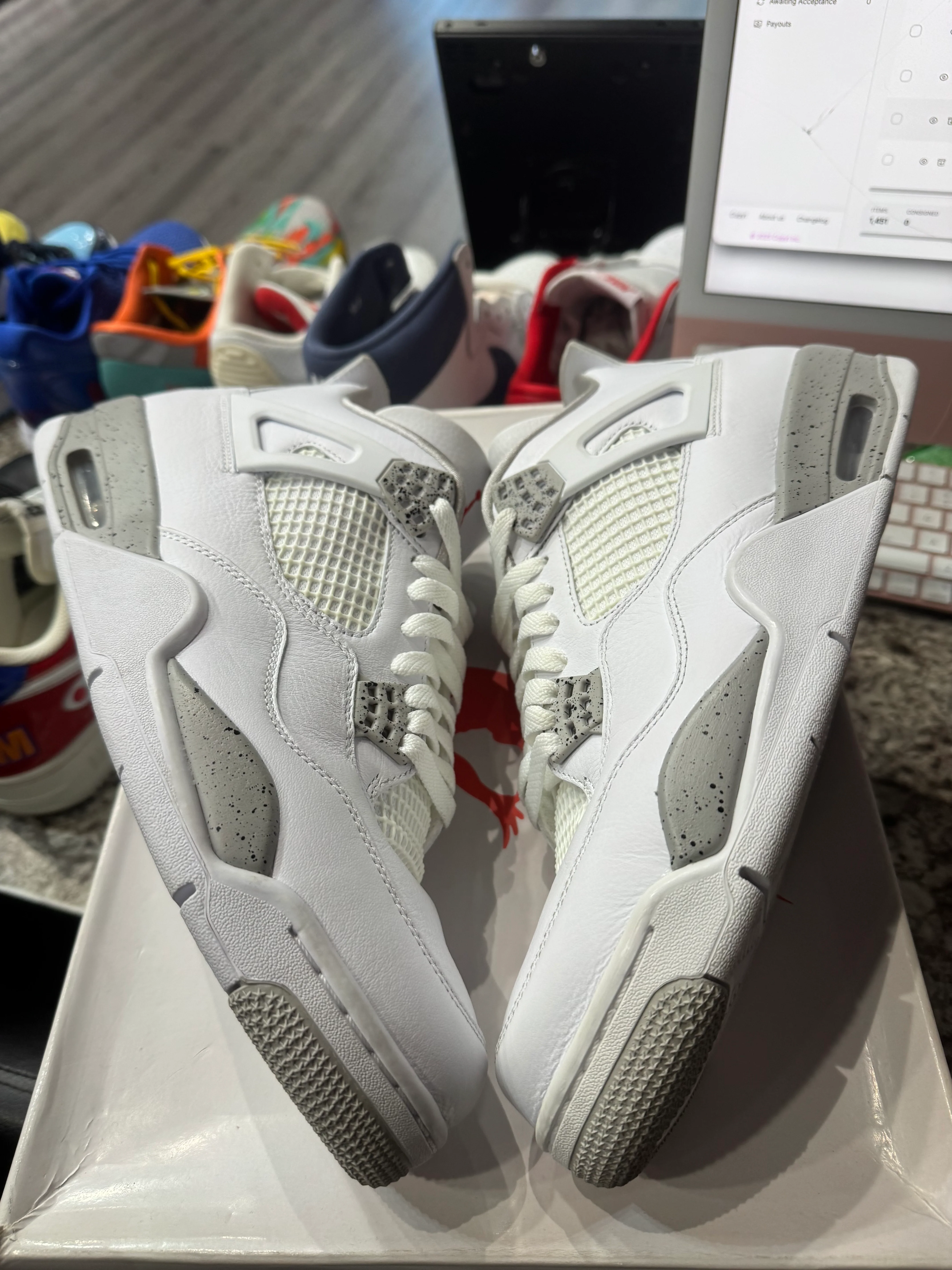 Jordan 4 Retro White Oreo (2021) - Image 2