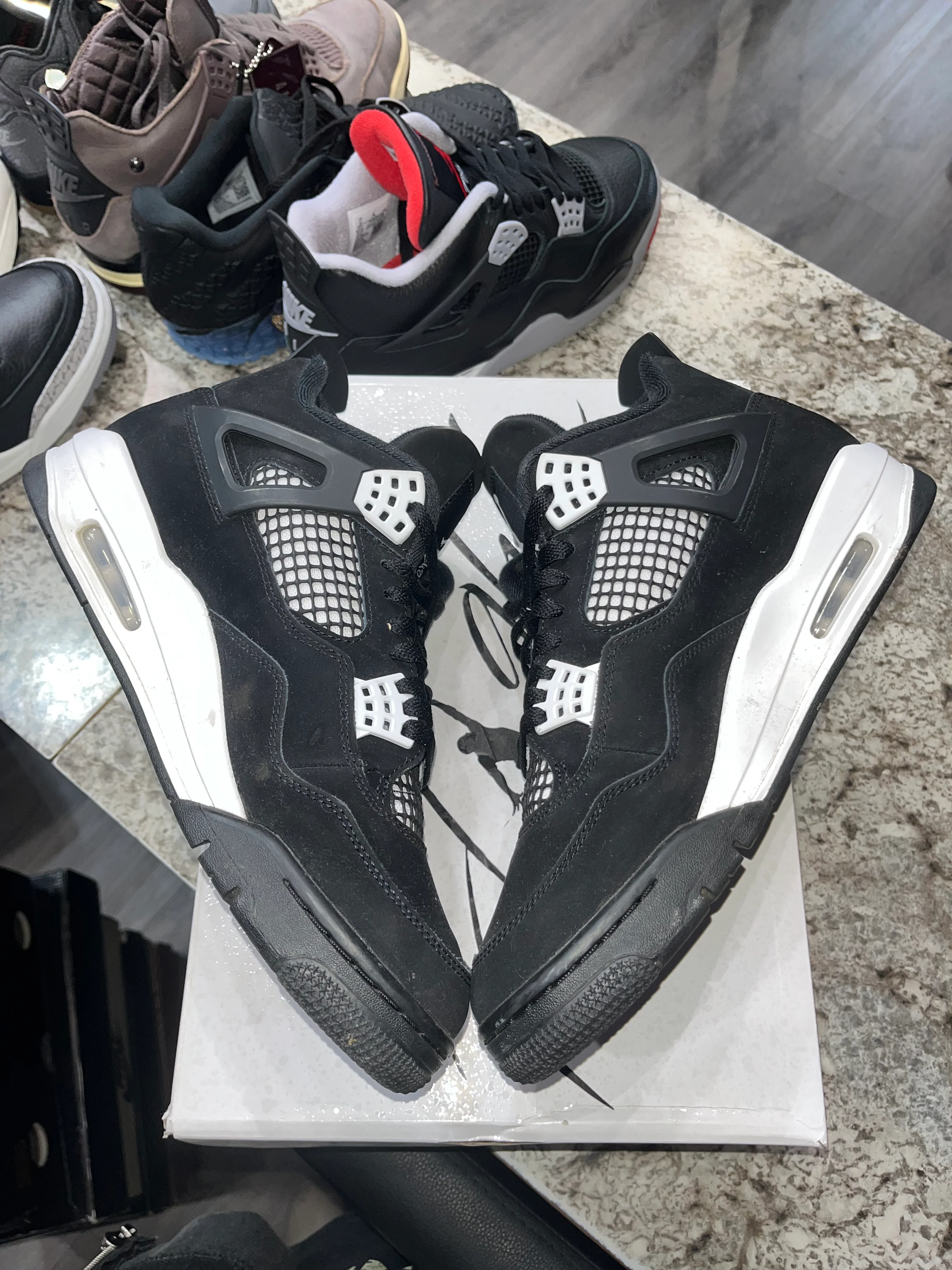 Jordan 4 Retro White Thunder - Image 3