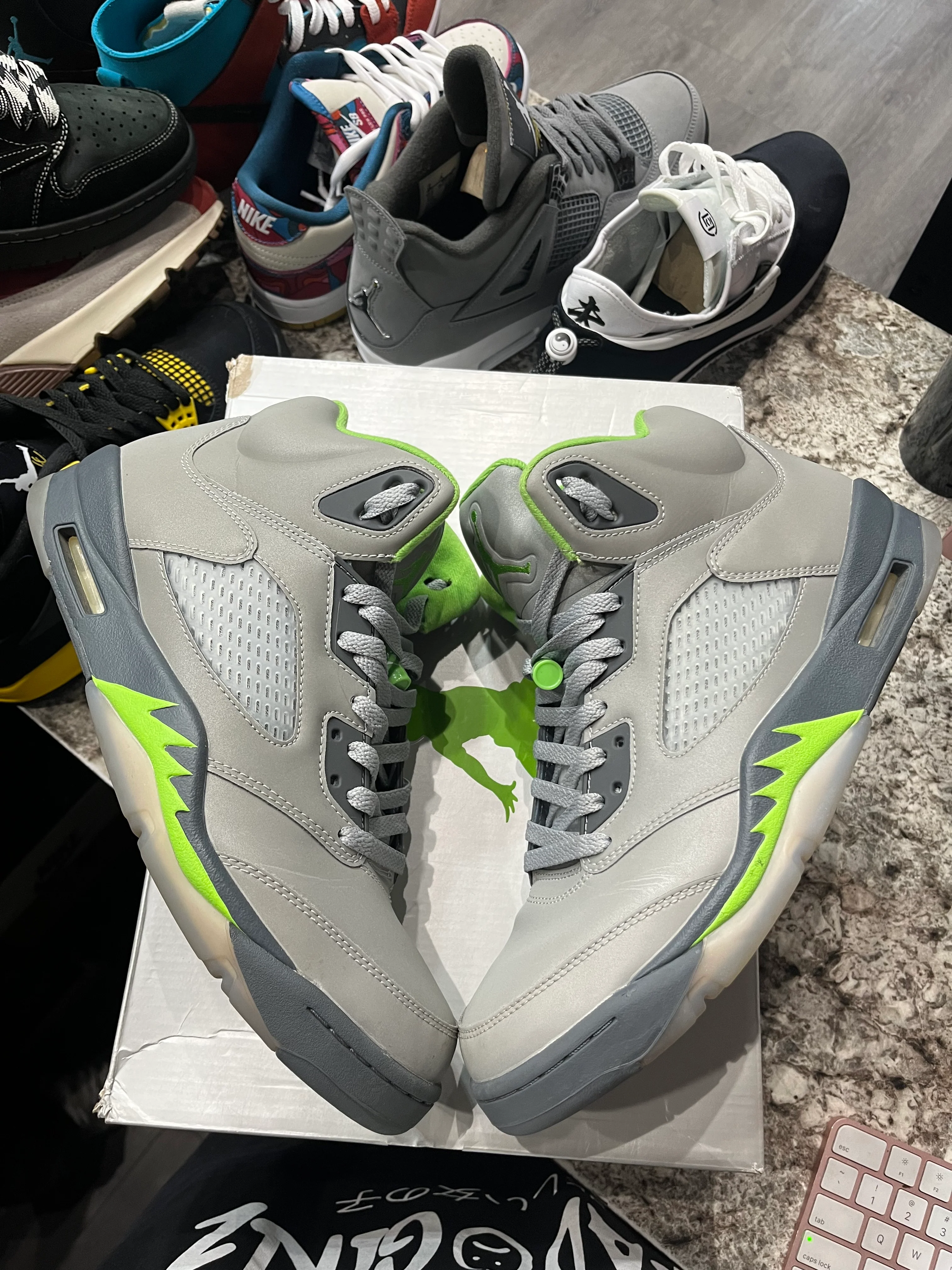 Jordan 5 Retro Green Bean (2022) - Image 3