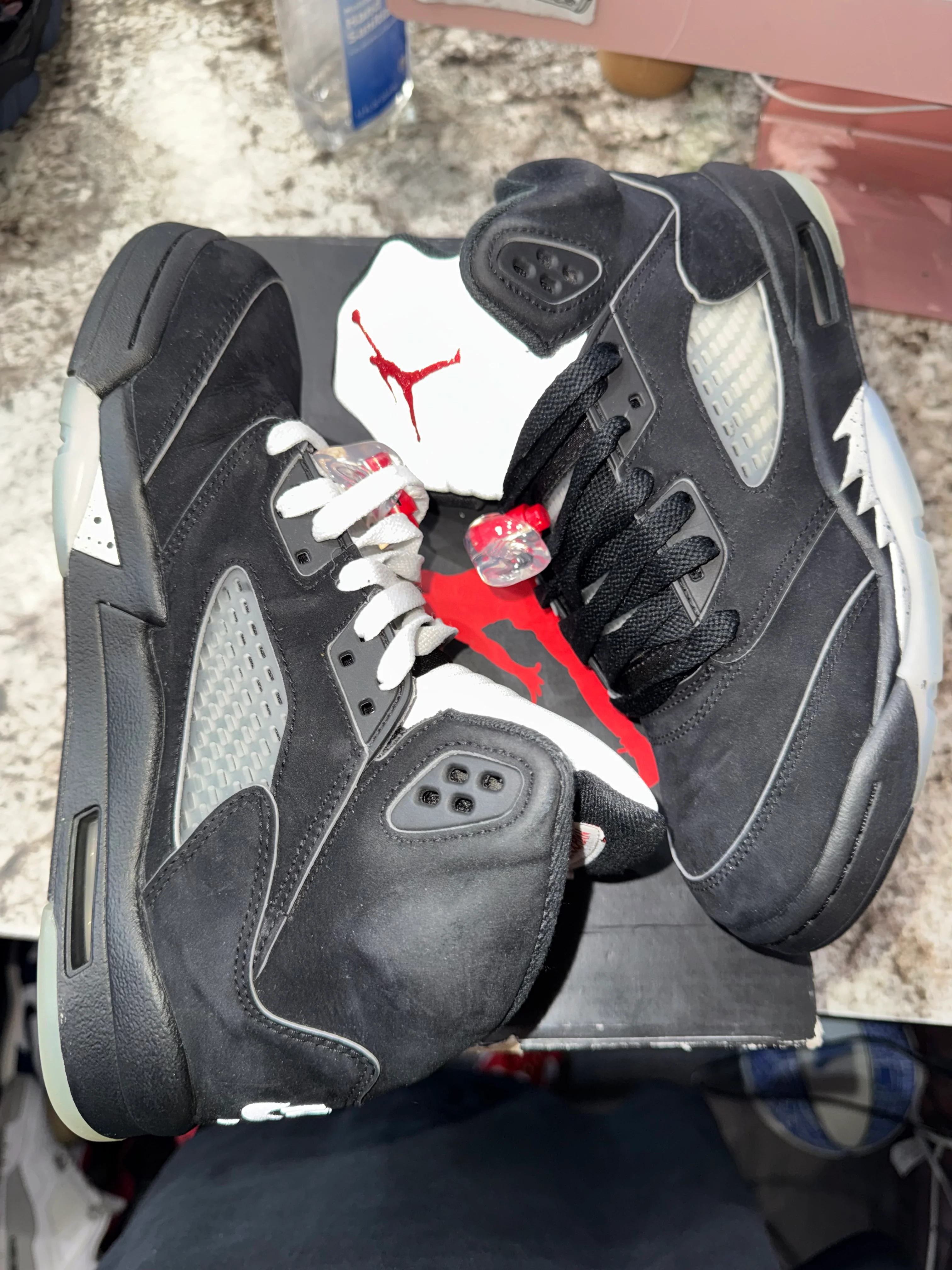 Jordan 5 Retro OG Black Metallic Reimagined (GS) (DAMAGED BOX) - Image 4