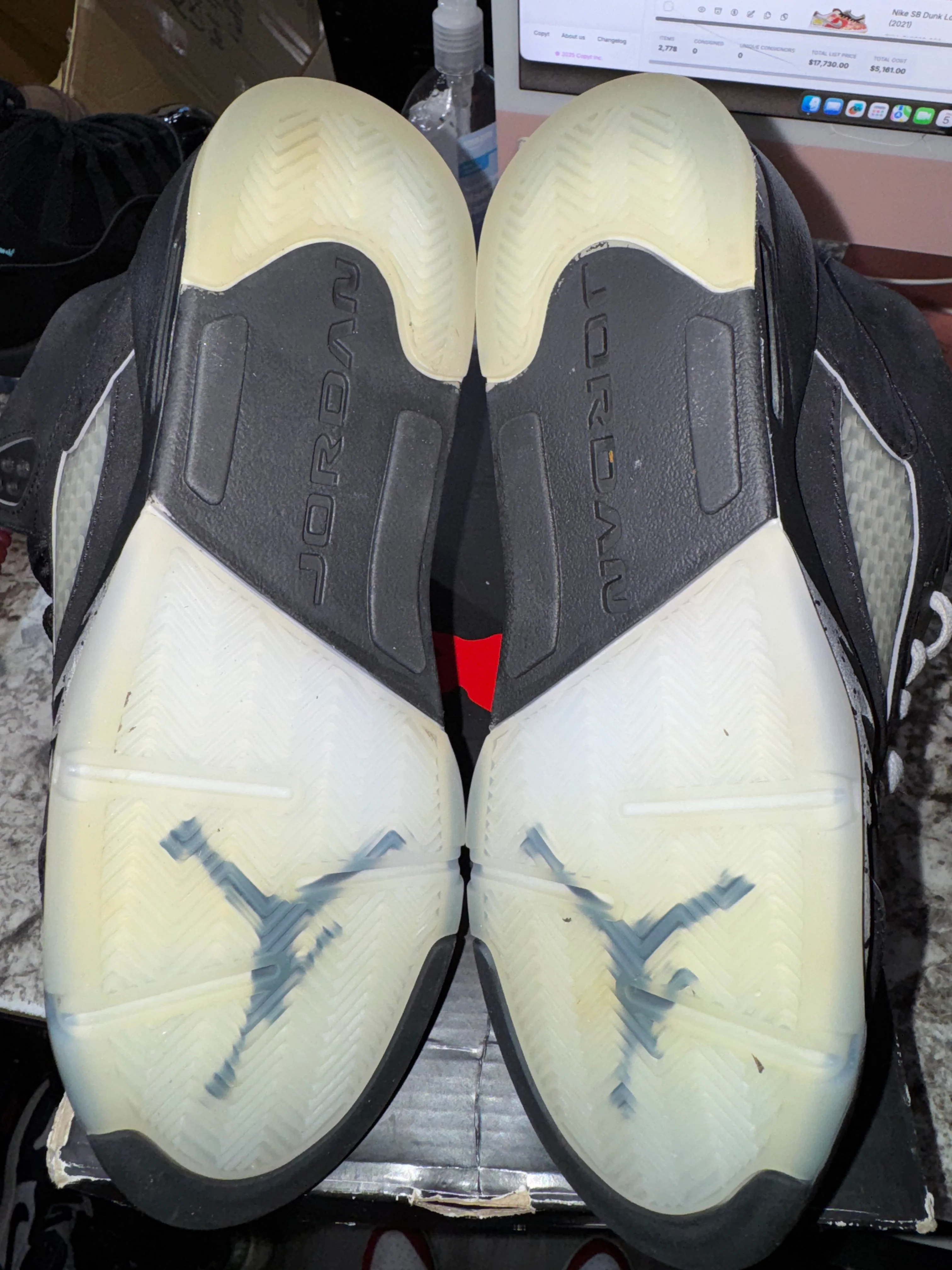 Jordan 5 Retro OG Black Metallic Reimagined (GS) (DAMAGED BOX) - Image 5