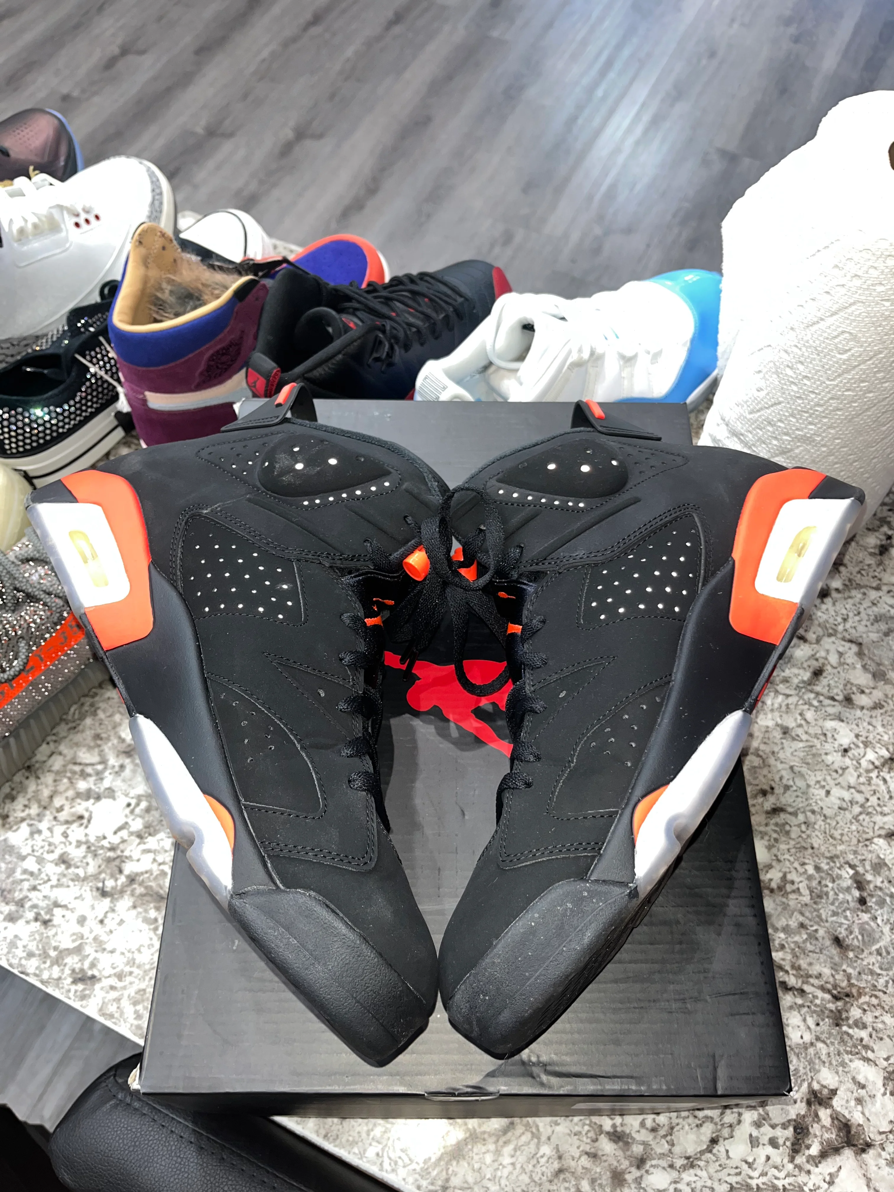 Jordan 6 Retro Black Infrared (2019) - Image 4