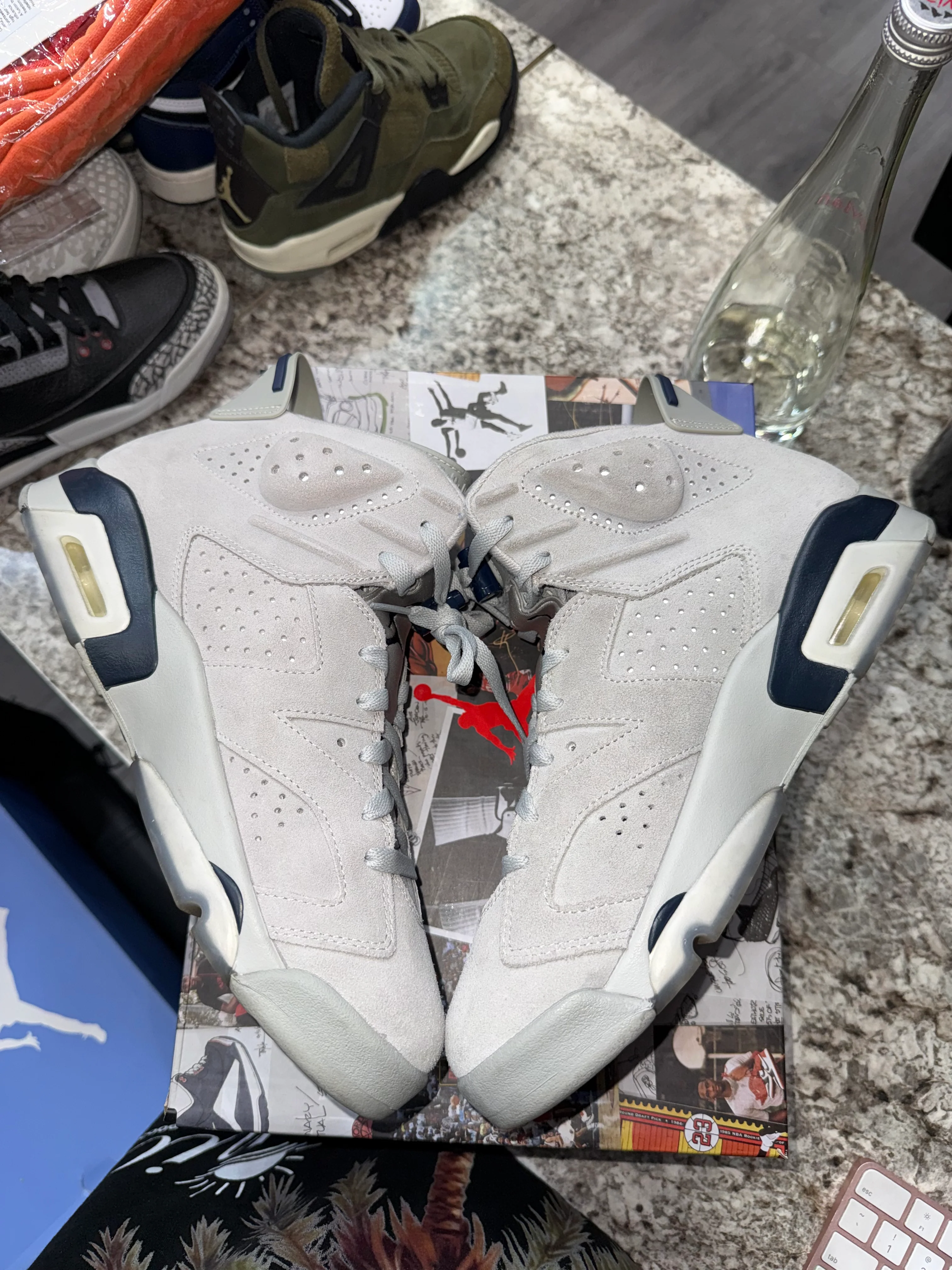 Jordan 6 Retro Georgetown (2022) - Image 4