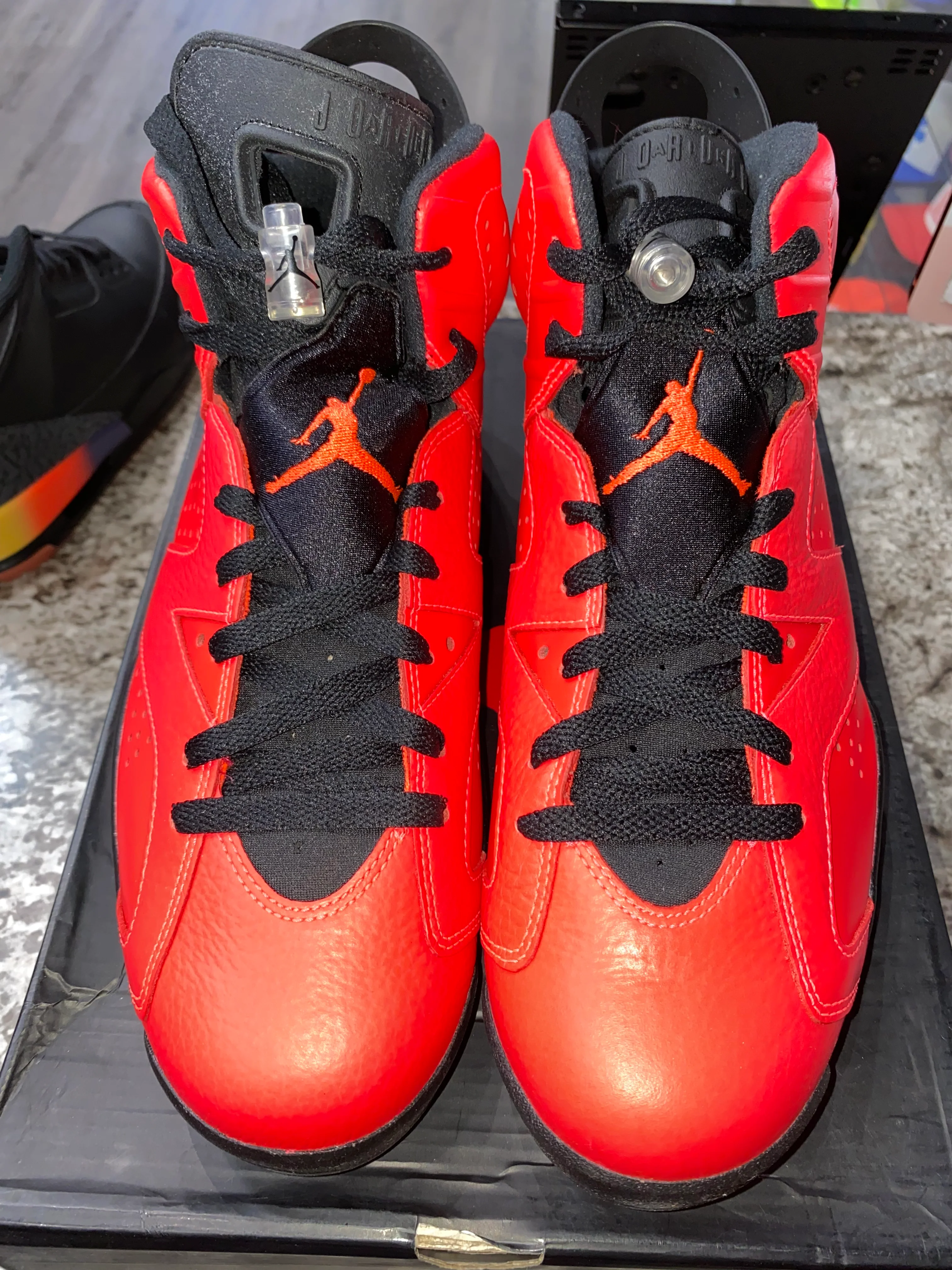 Jordan 6 Retro Infrared 23 (Toro) - Image 2