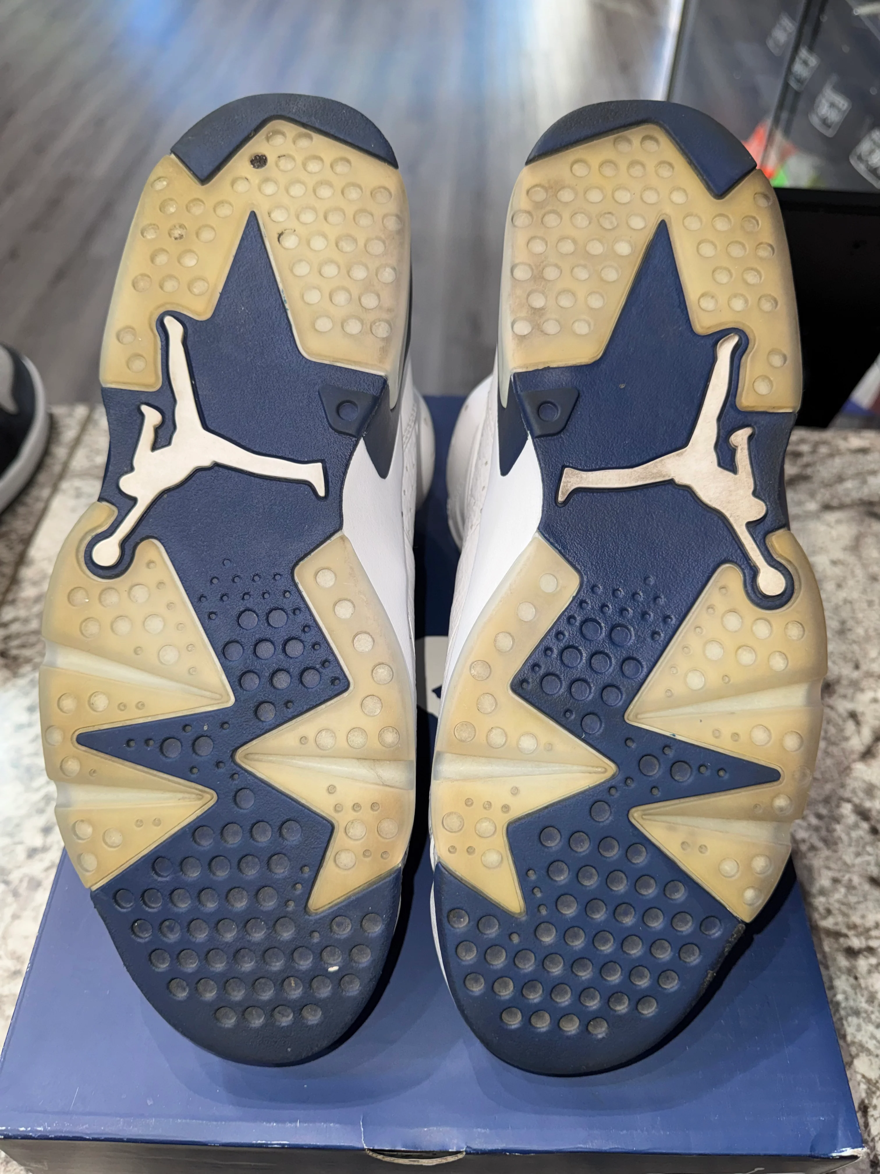Jordan 6 Retro Midnight Navy (2022) - Image 3