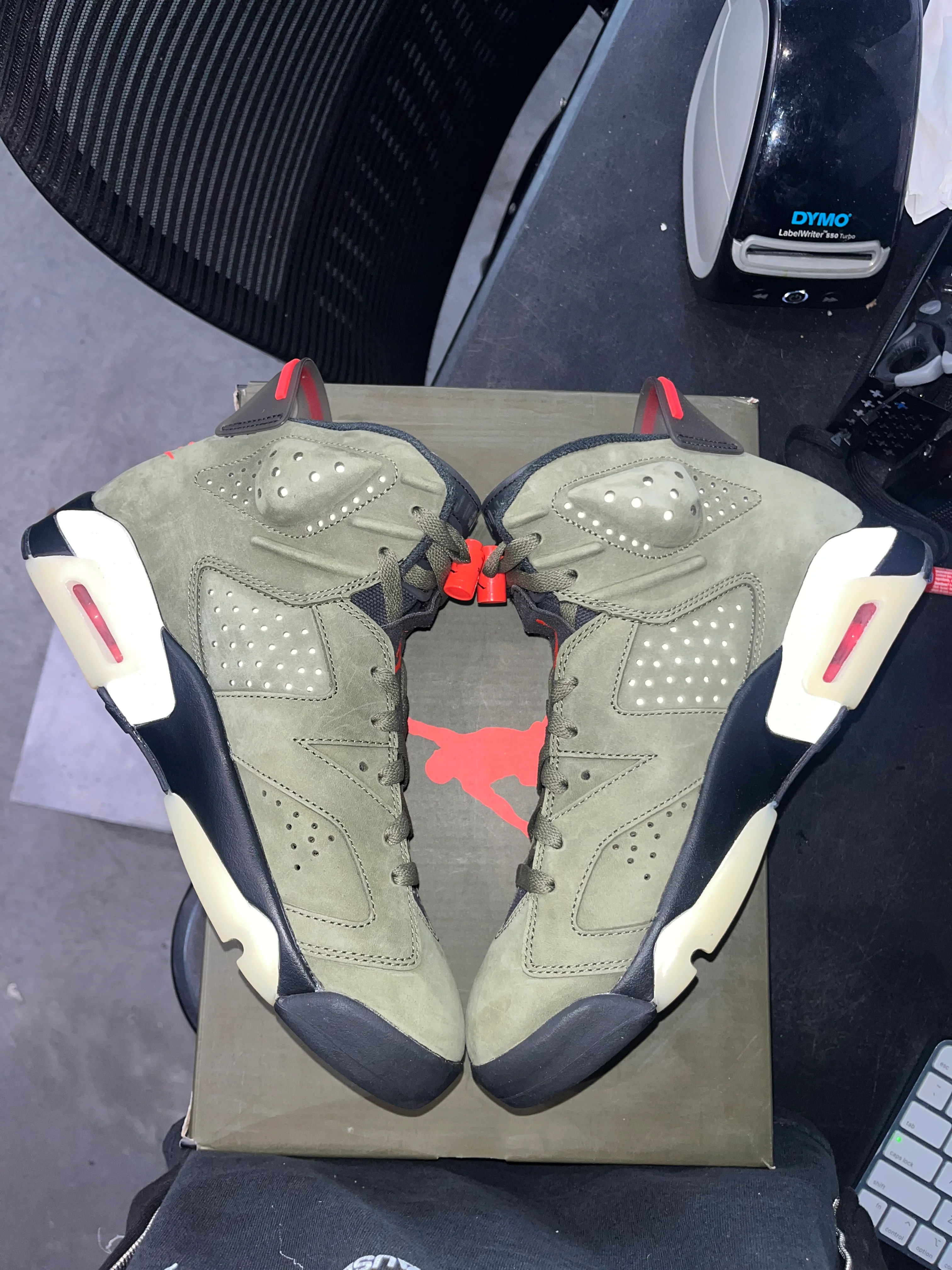 Jordan 6 Retro Travis Scott - Image 4