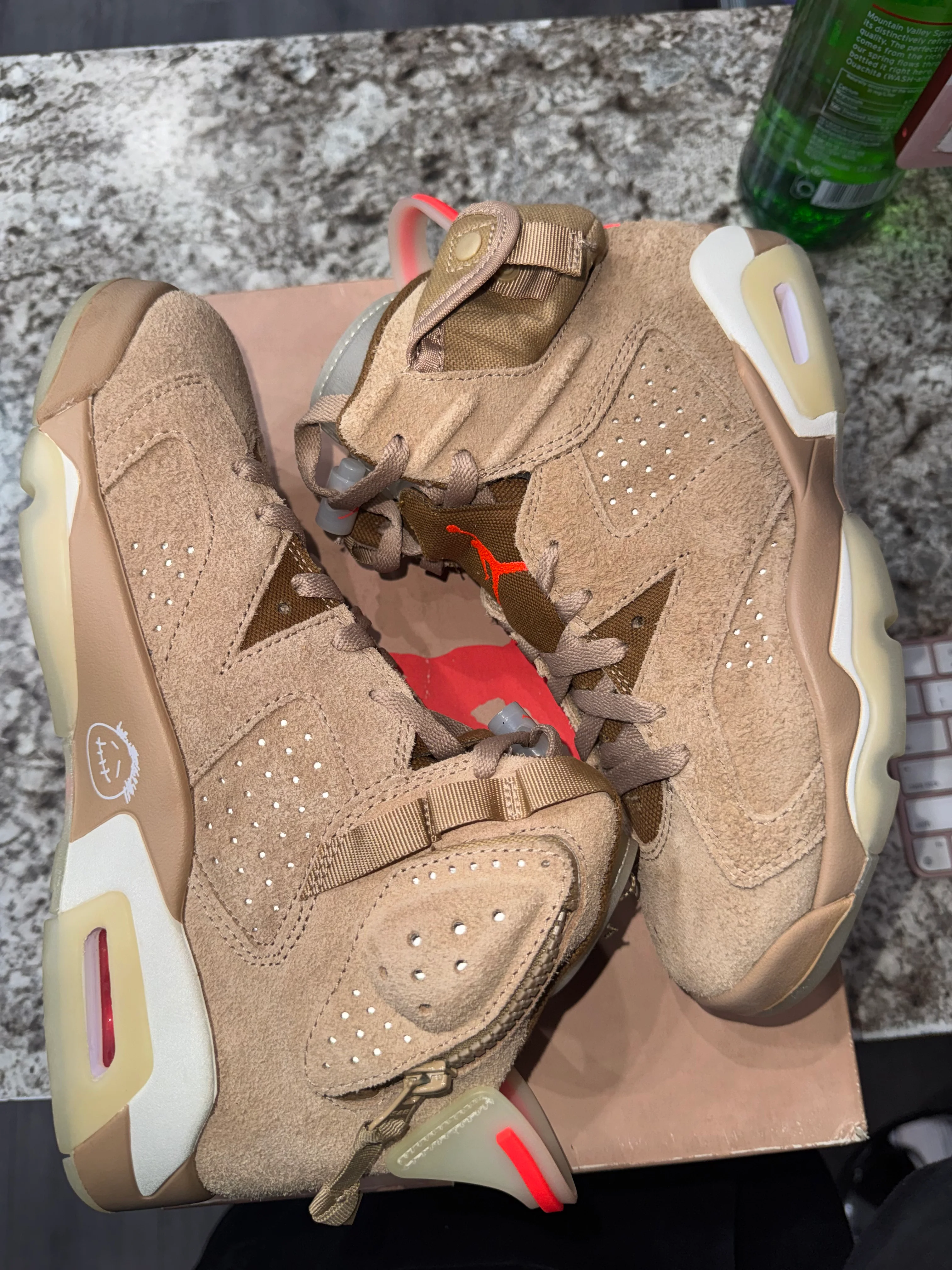 Jordan 6 Retro Travis Scott British Khaki - Image 2