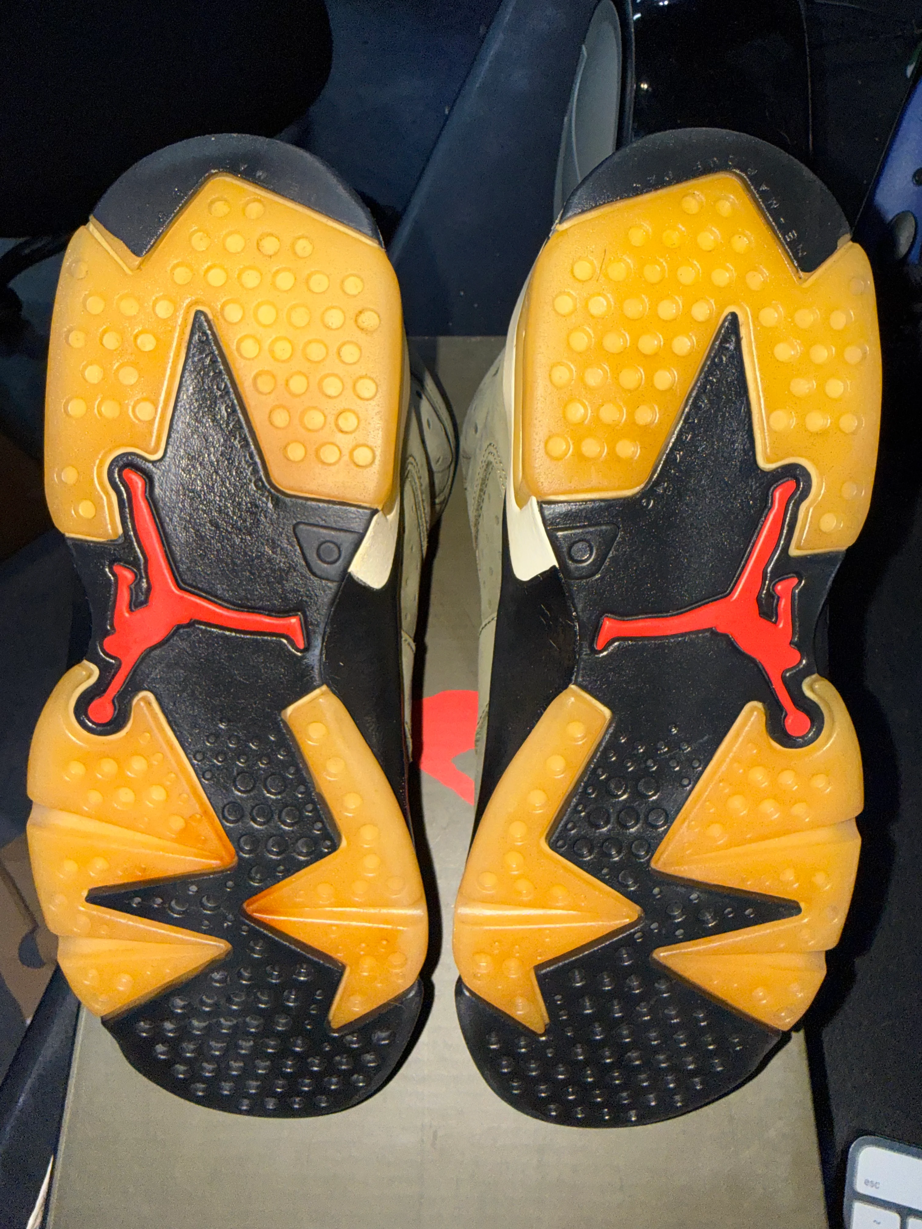 Jordan 6 Retro Travis Scott (GS) - Image 5