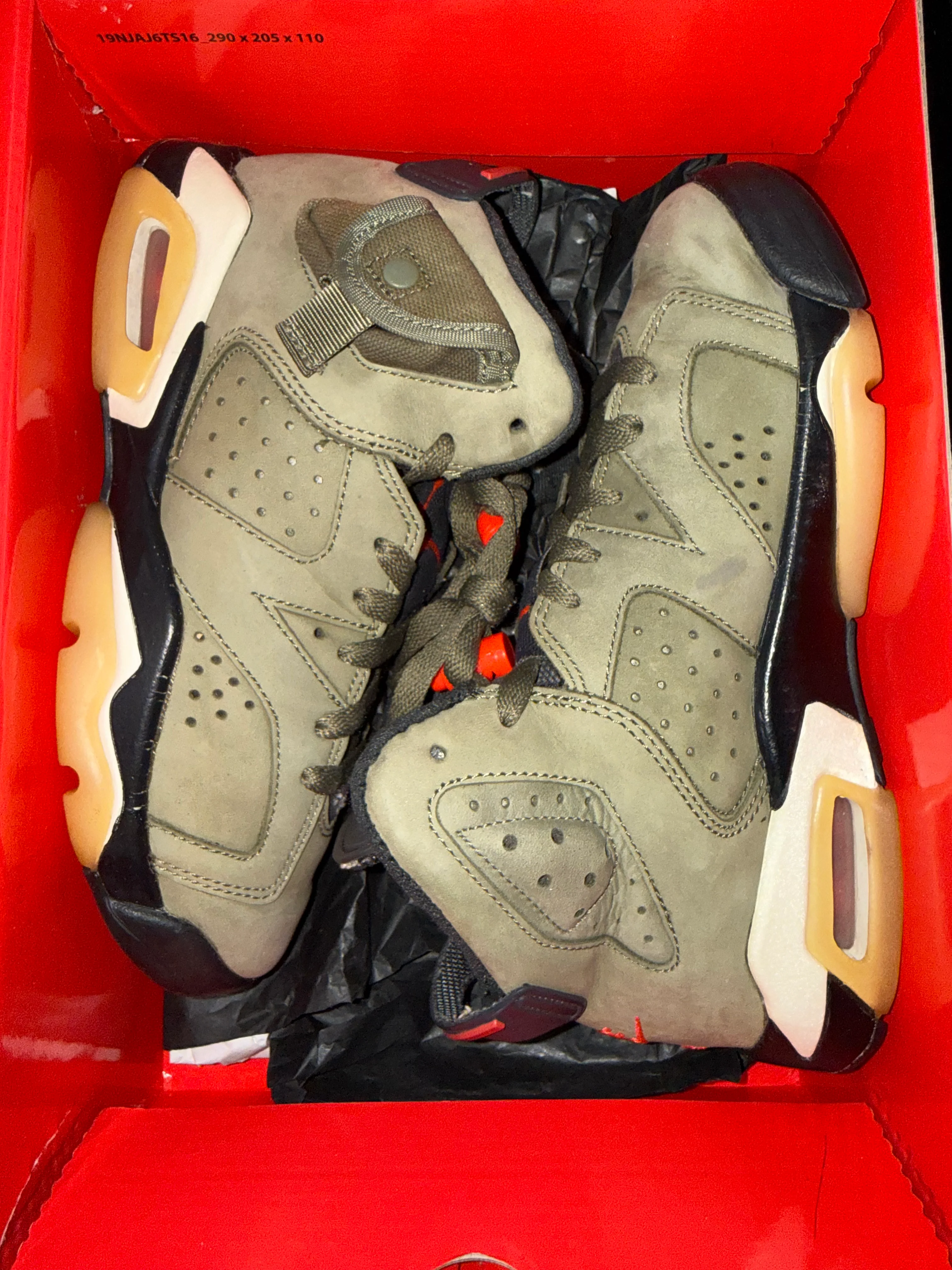 Jordan 6 Retro Travis Scott (GS) - Image 6