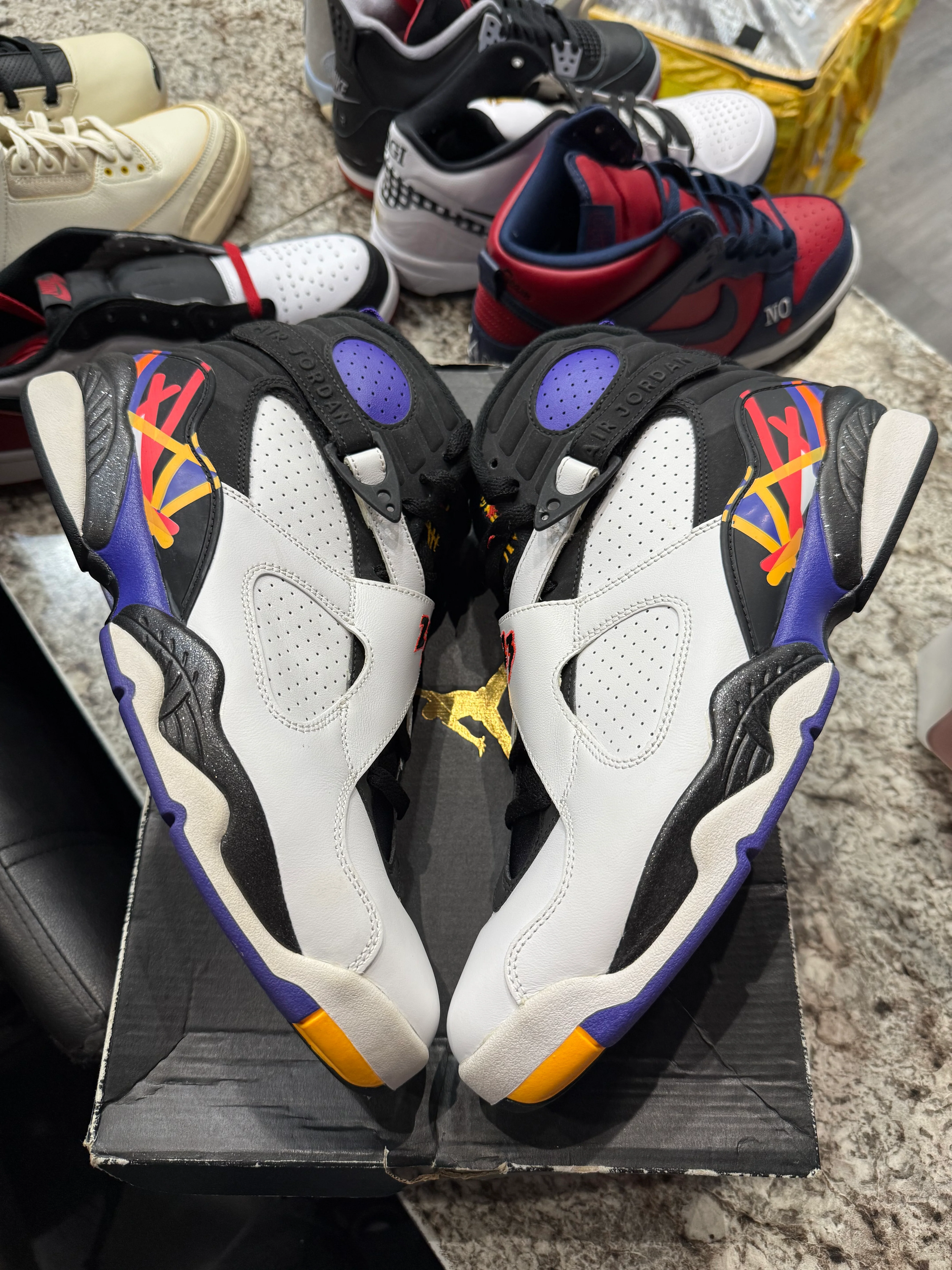 Jordan 8 Retro Three Peat - Image 3