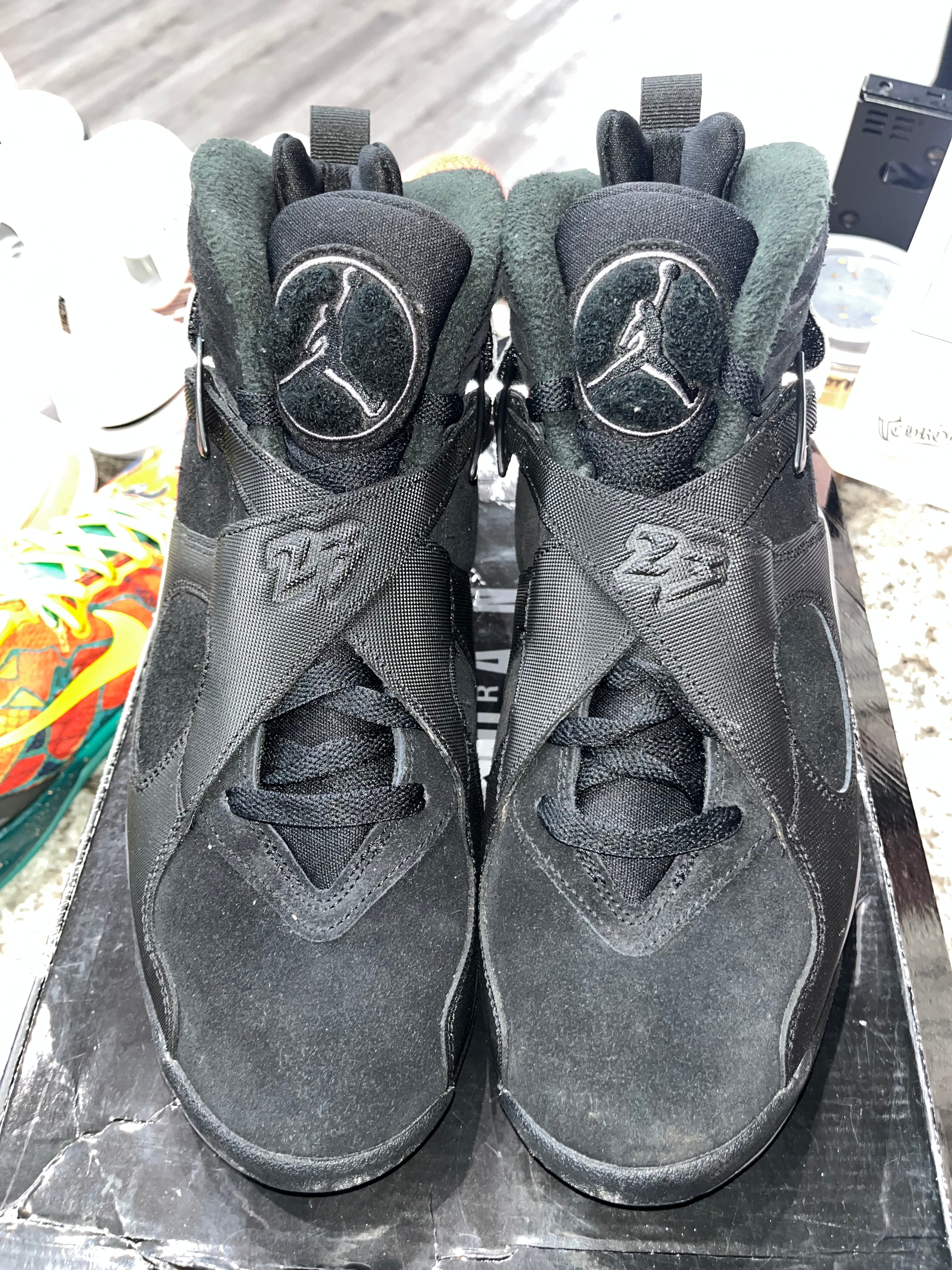 Jordan 8 Retro Winterized Gunsmoke (DAMAGED BOX) - Image 2