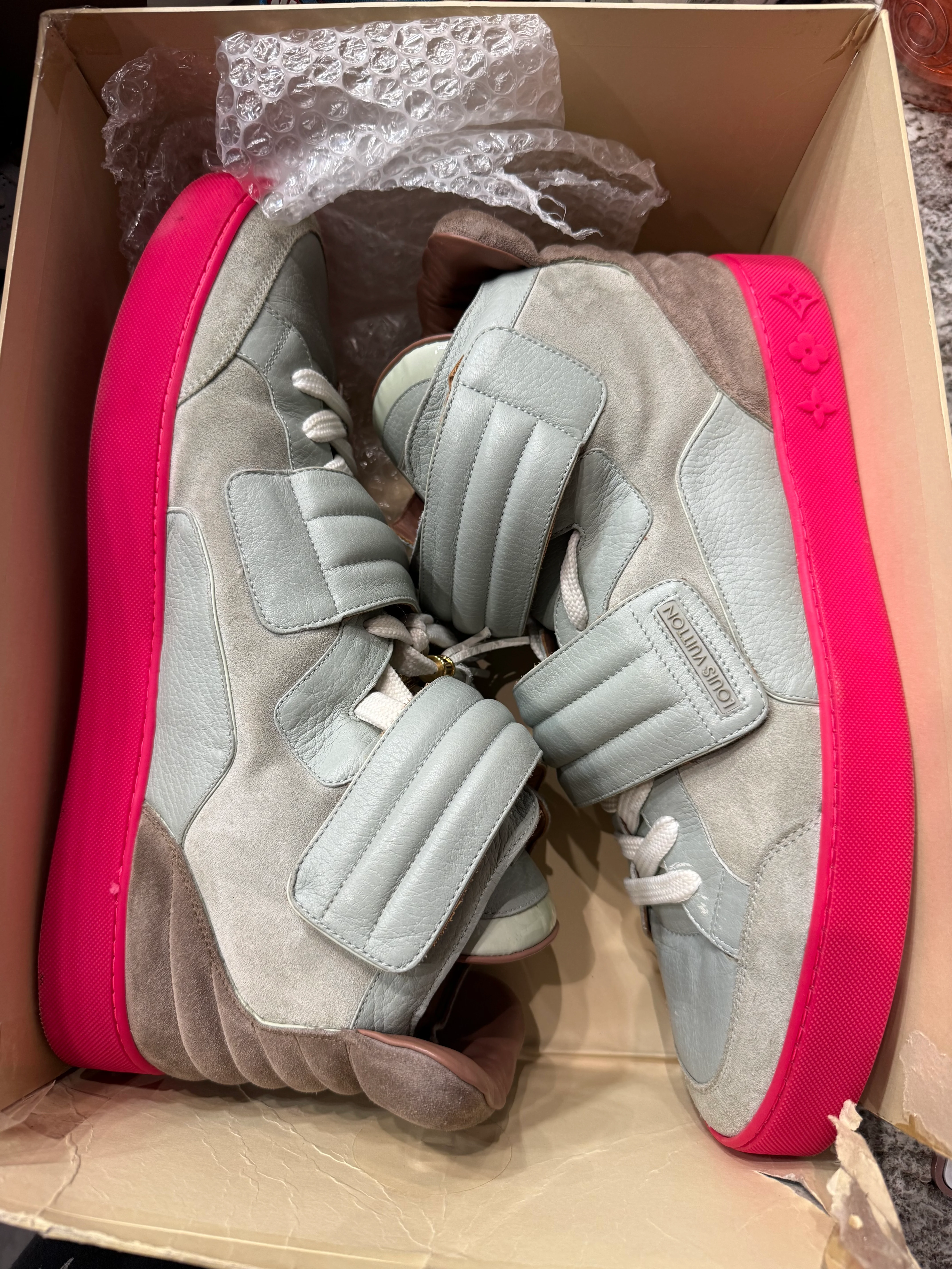 Louis Vuitton Jaspers Kanye Patchwork Zen Grey Pink - Image 6