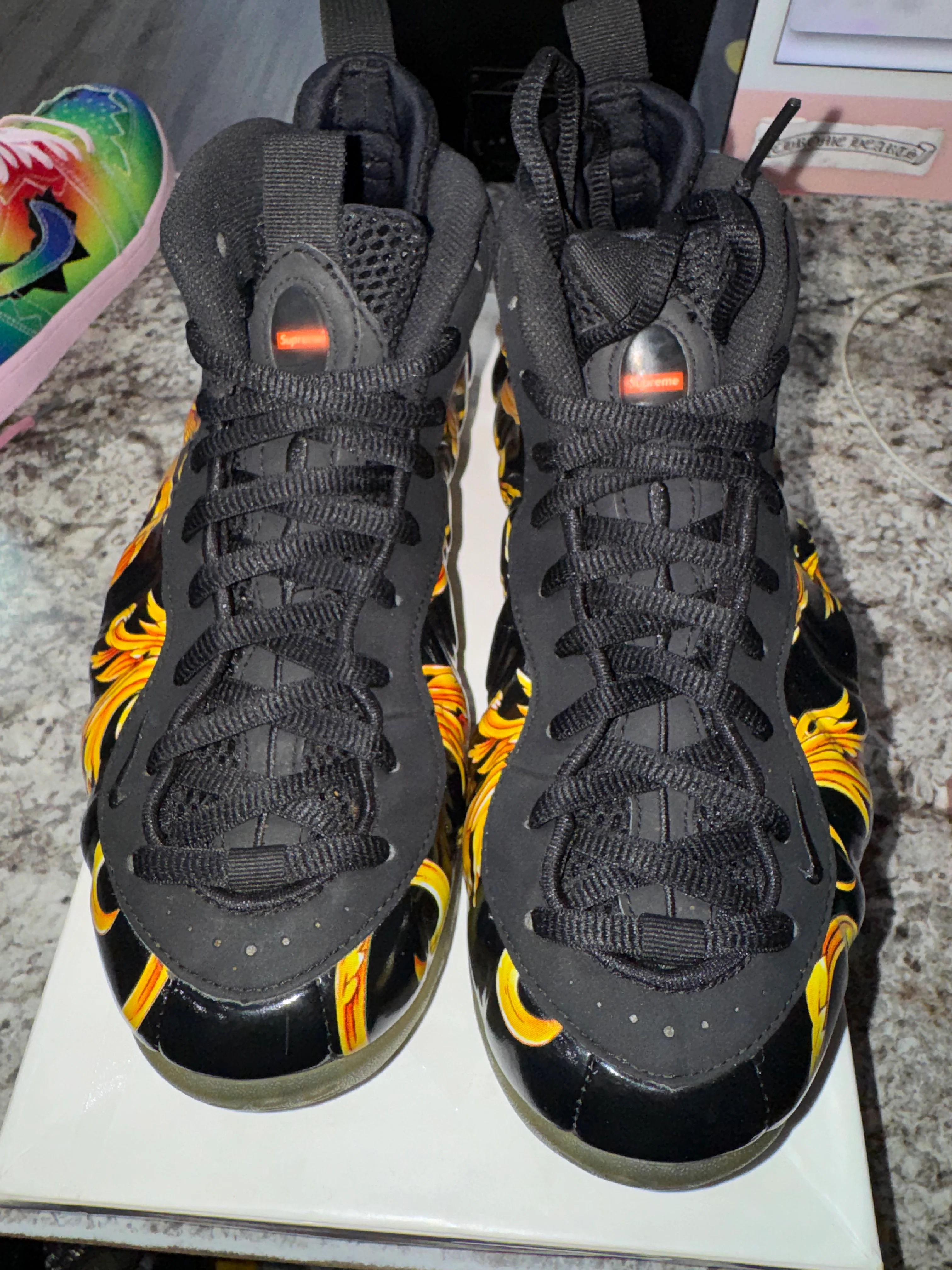 Nike Air Foamposite One Supreme Black (DAMAGED BOX) - Image 2