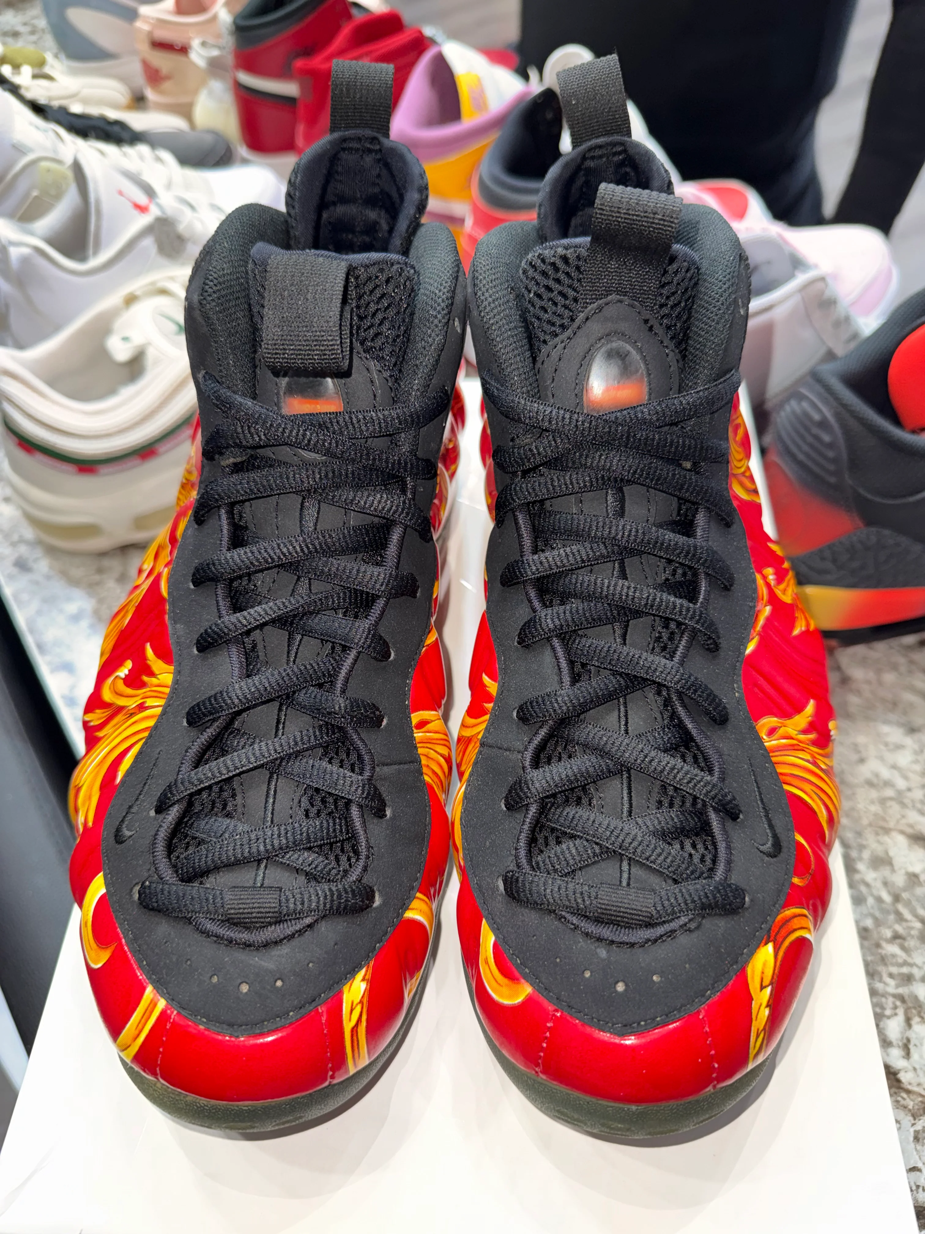 Nike Air Foamposite One Supreme Red - Image 2