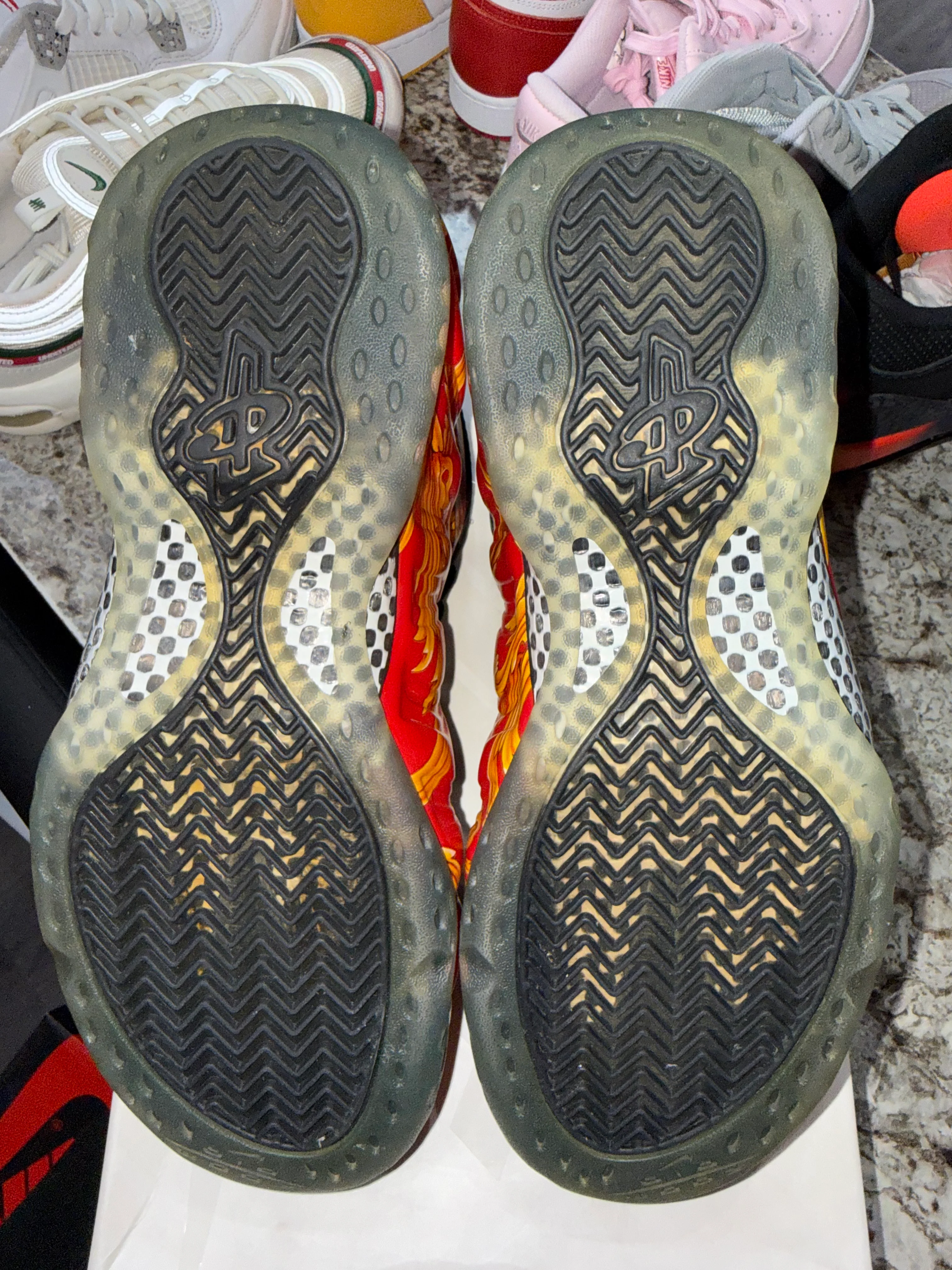 Nike Air Foamposite One Supreme Red - Image 5