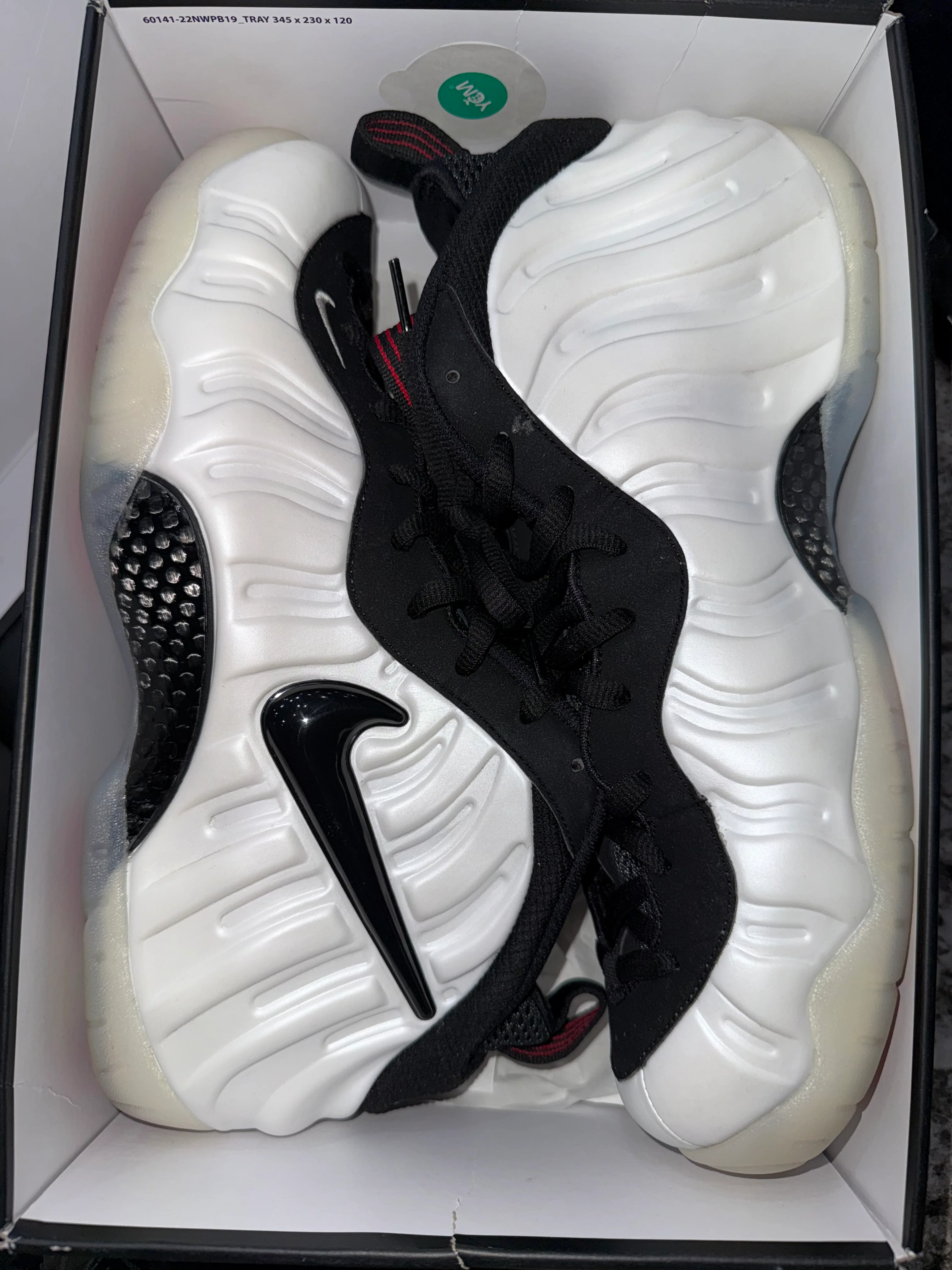 Nike Air Foamposite Pro Pearl (2025) - Image 5