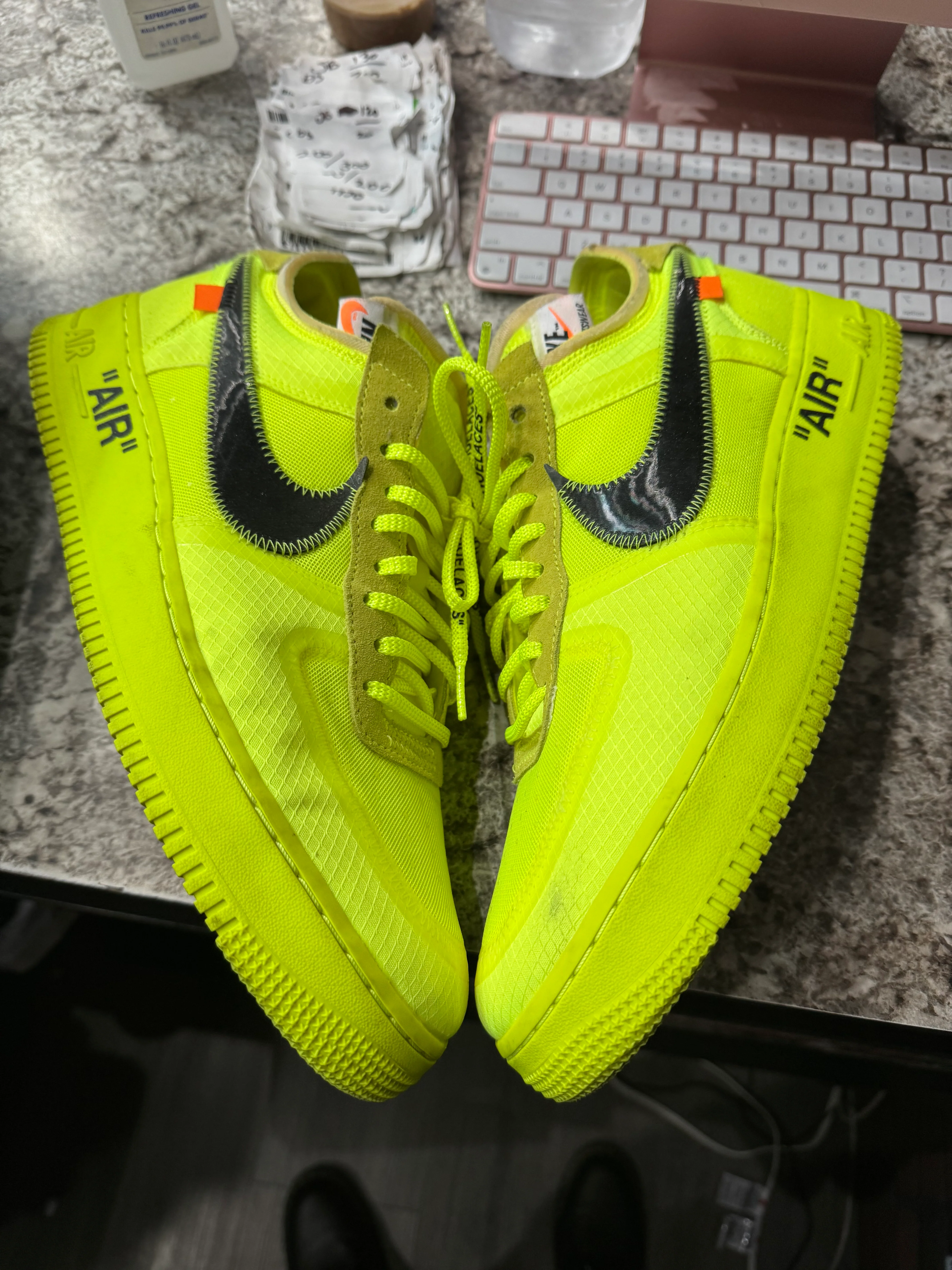 Nike Air Force 1 Low Off-White Volt - Image 4