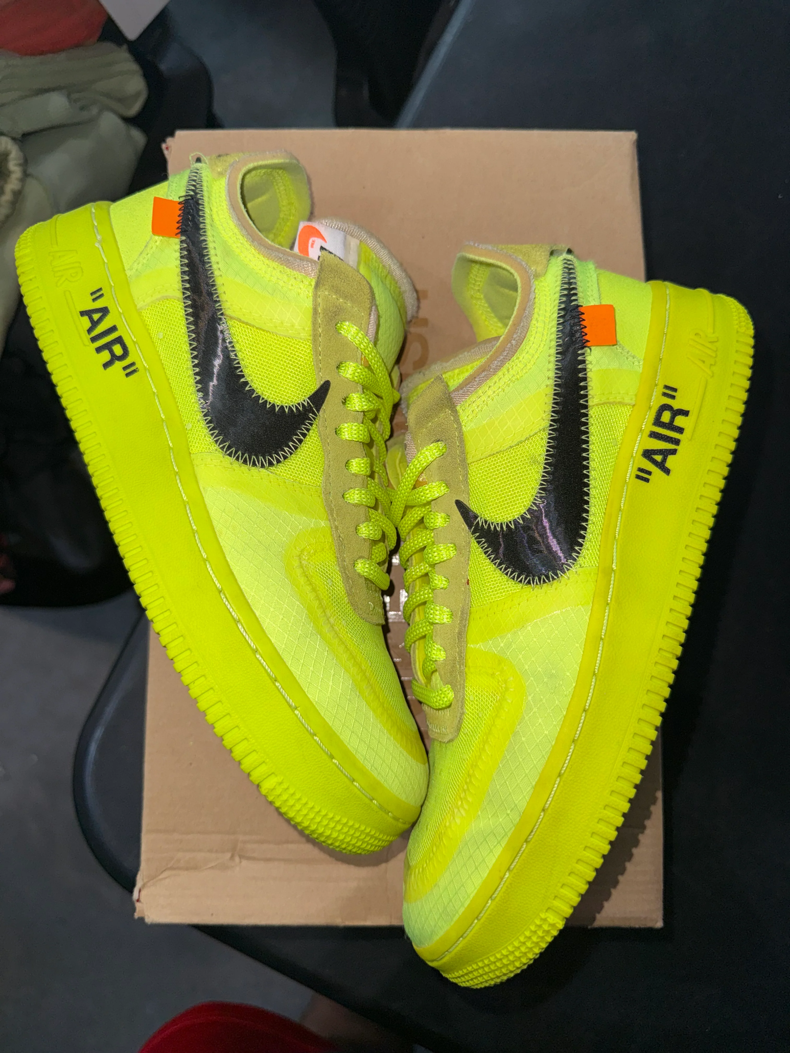 Nike Air Force 1 Low Off-White Volt - Image 2