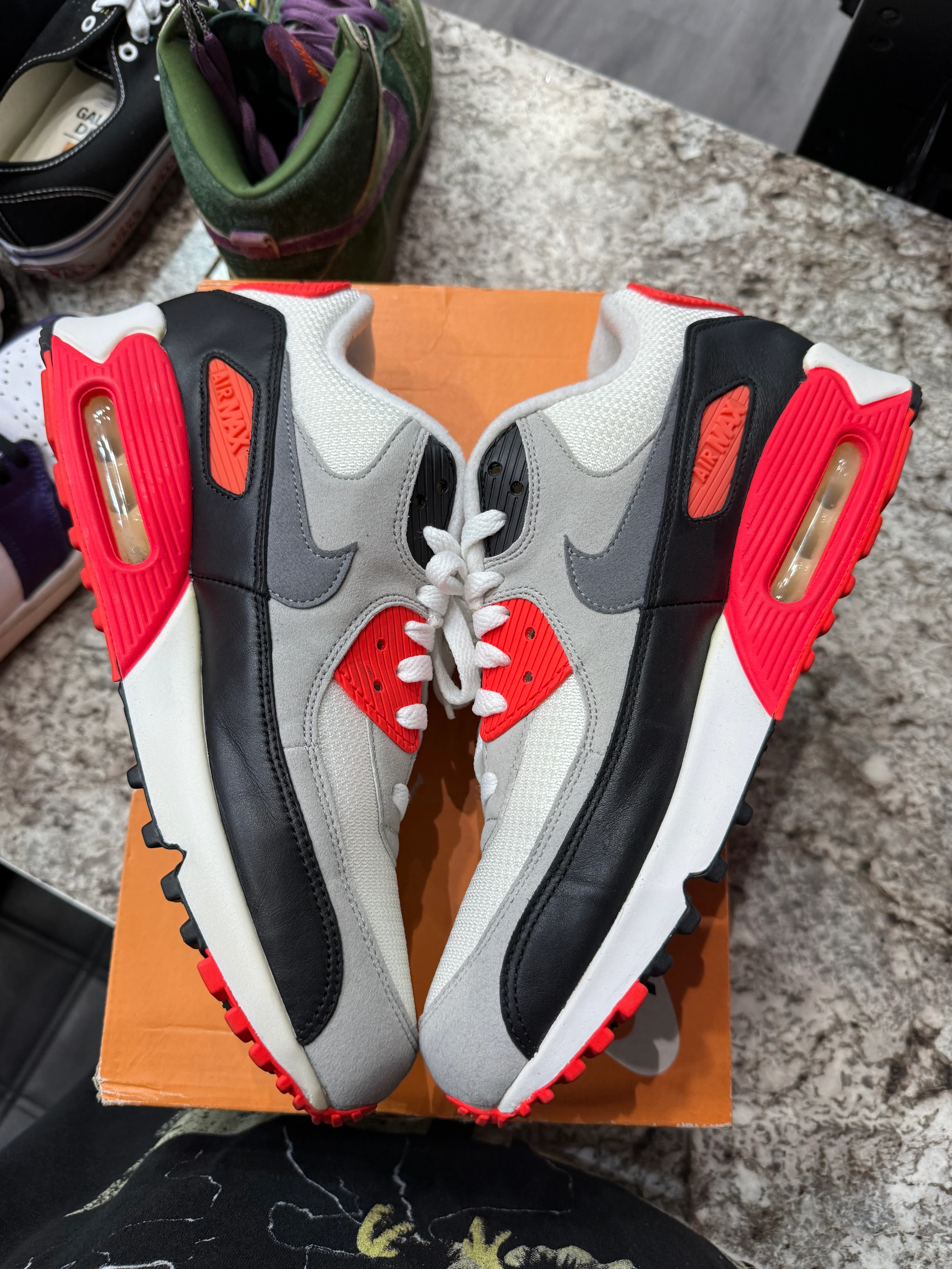 Nike Air Max 90 OG Infrared (2015) - Image 4