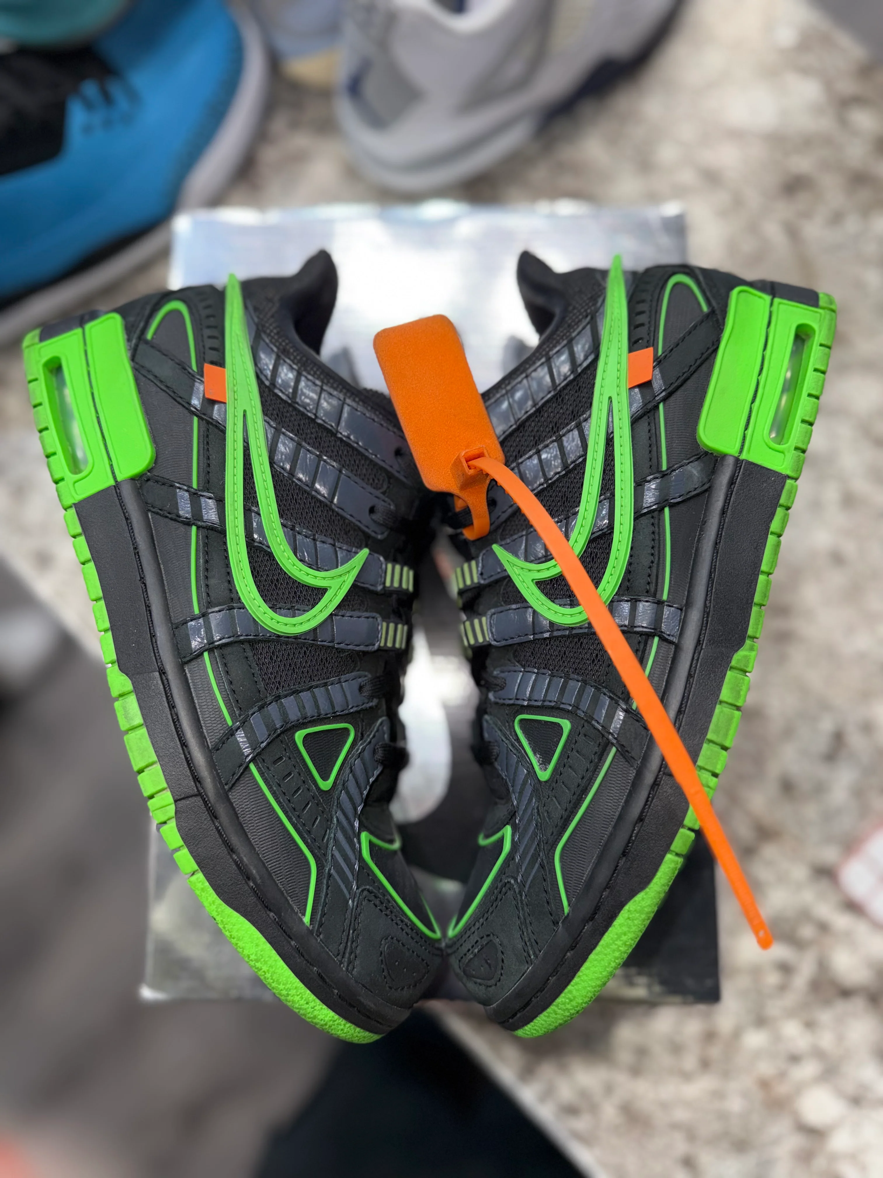 Nike Air Rubber Dunk Off-White Green Strike - Image 3